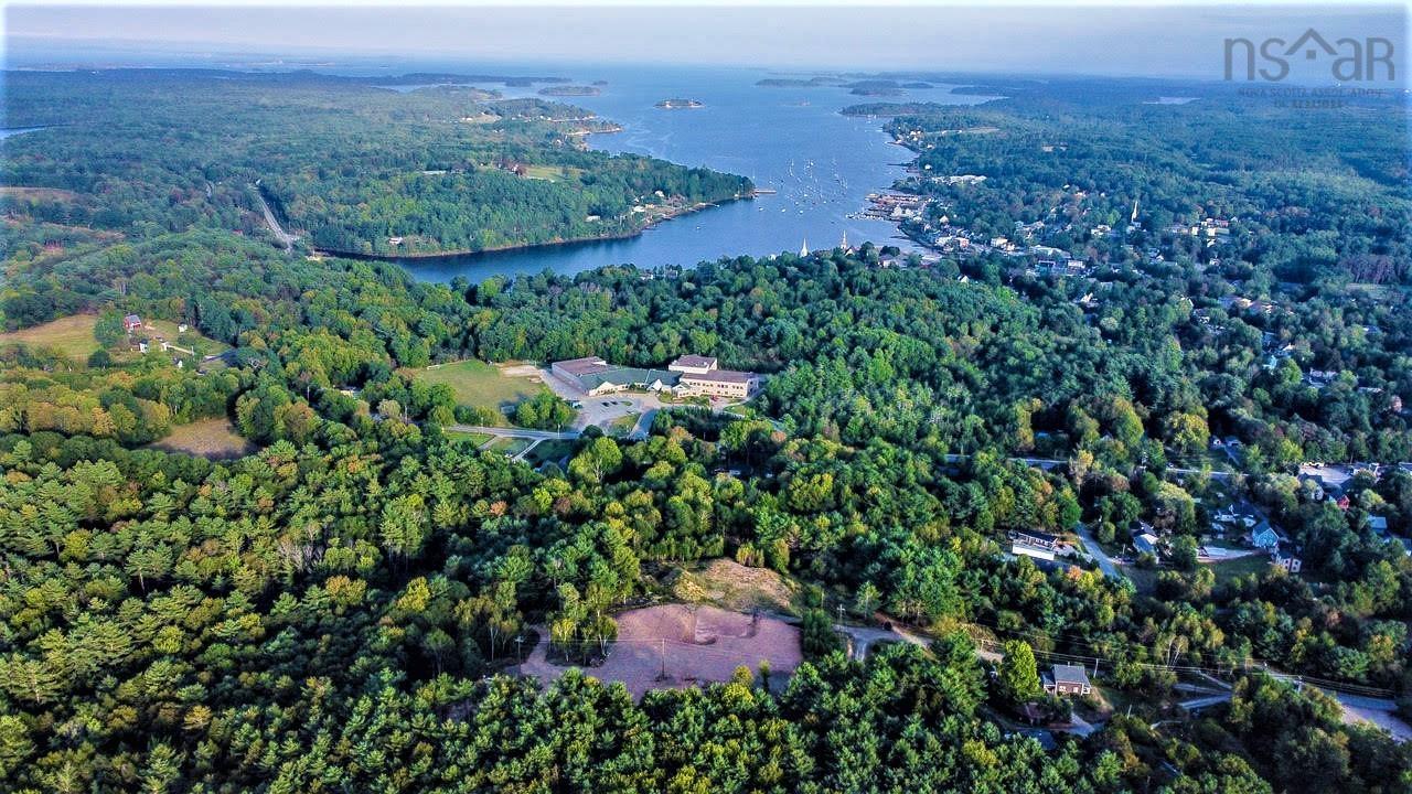 $499,000.00: Lot 21-1 & -2 Wye Street, Mahone Bay