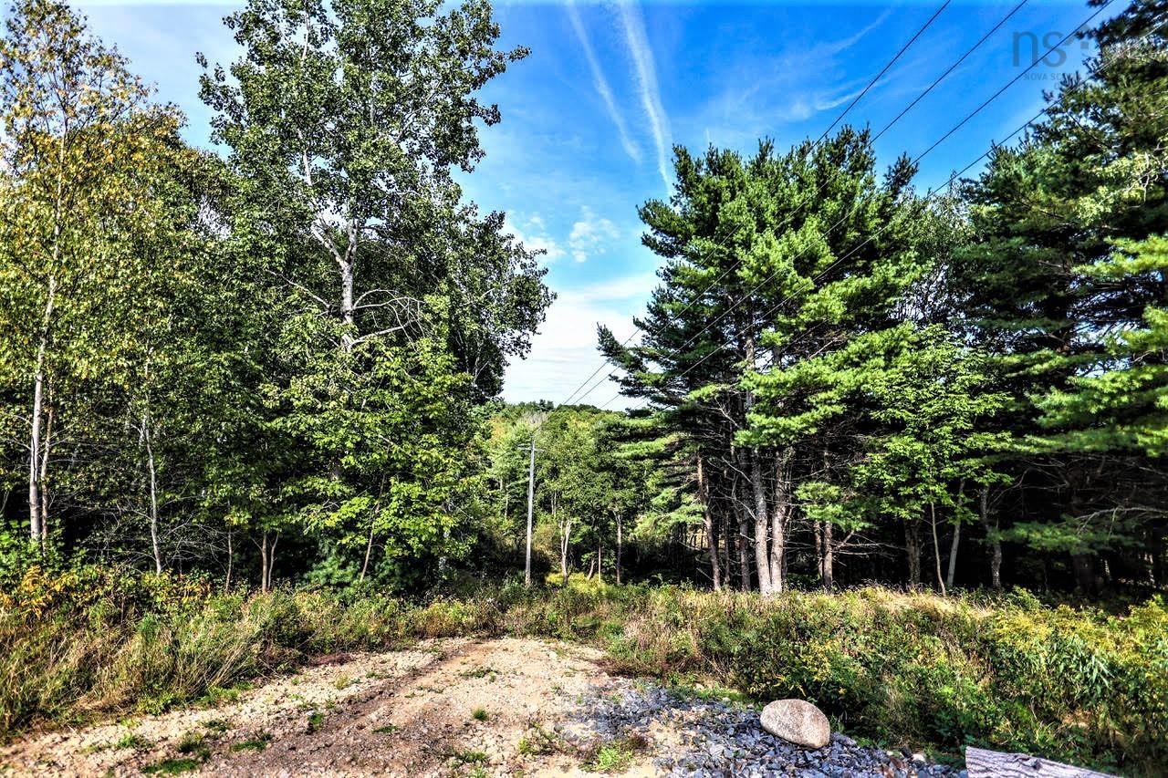 $499,000.00: Lot 21-1 & -2 Wye Street, Mahone Bay