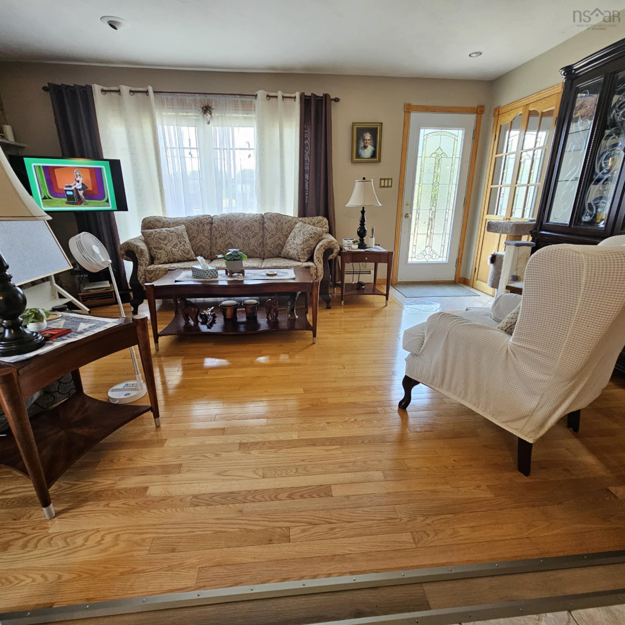 $379,000.00: 37 Stacey Avenue, North Sydney