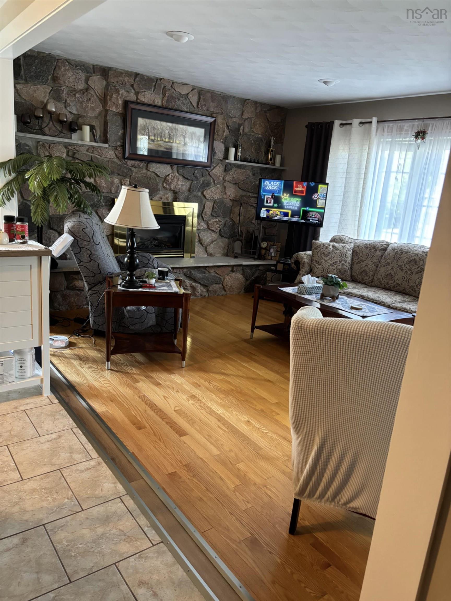 $379,000.00: 37 Stacey Avenue, North Sydney