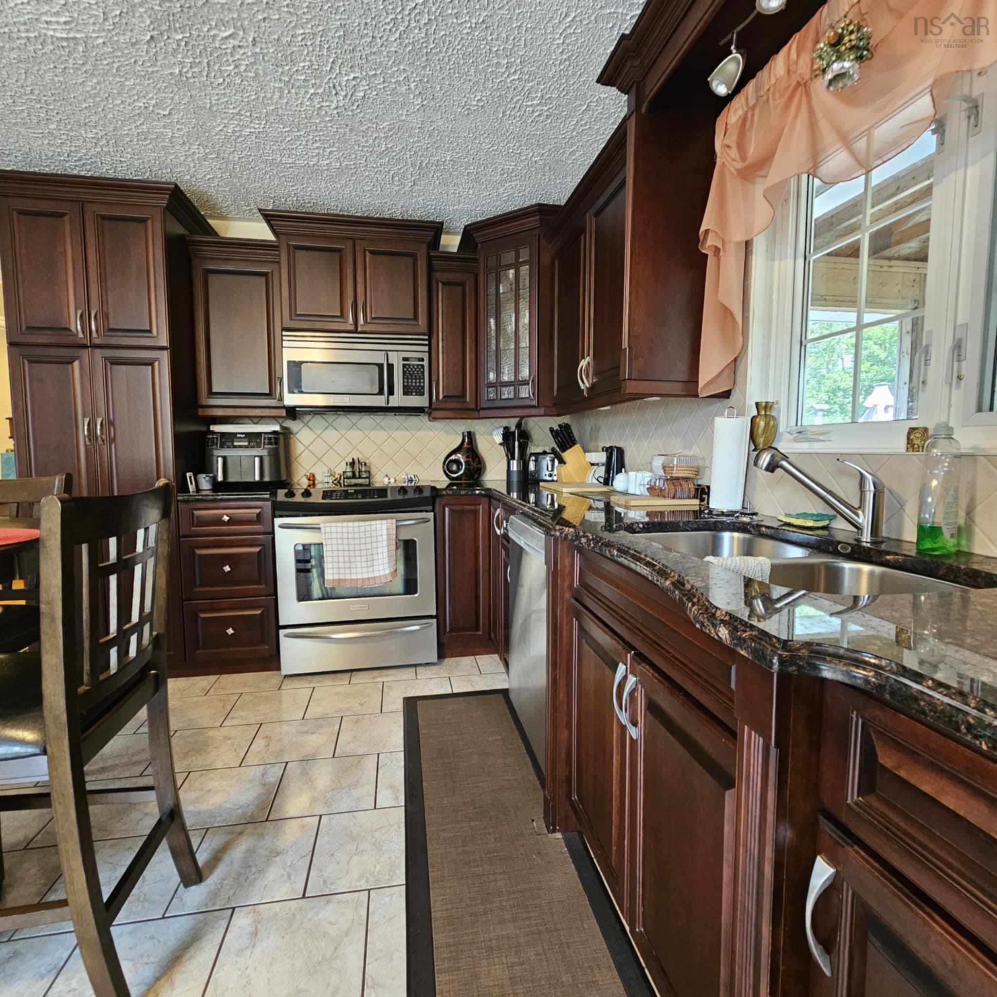 $379,000.00: 37 Stacey Avenue, North Sydney