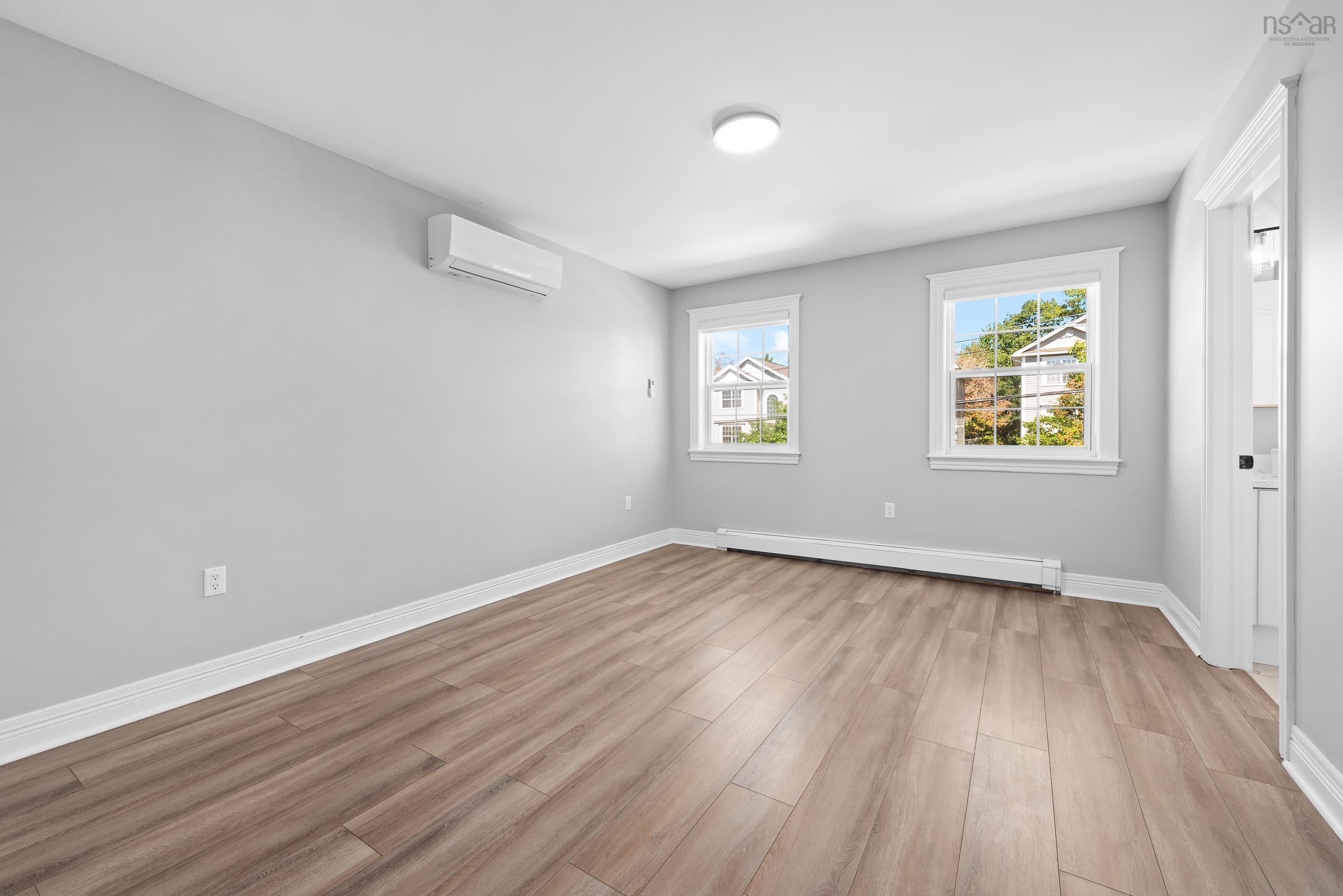 $739,000.00: 73 Red Fern Terrace, Halifax