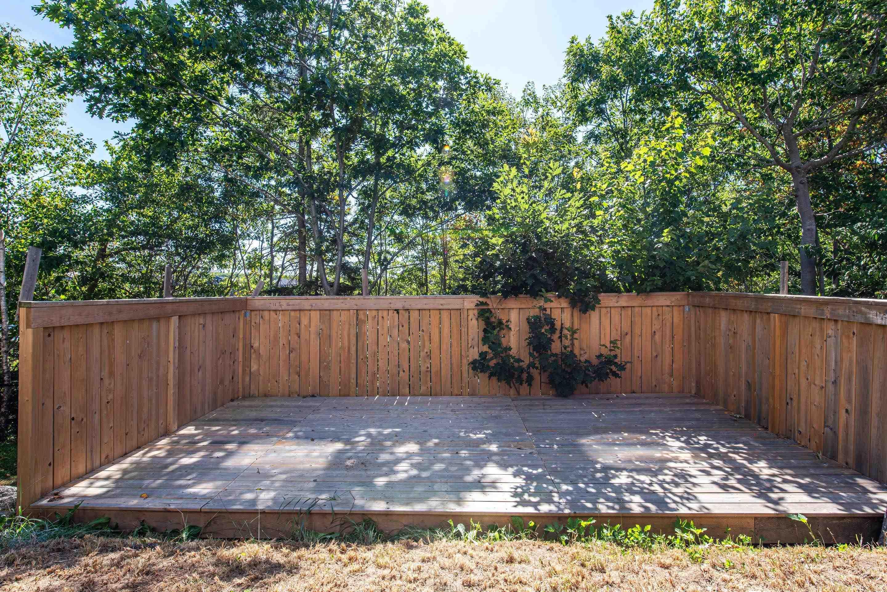 $739,000.00: 73 Red Fern Terrace, Halifax