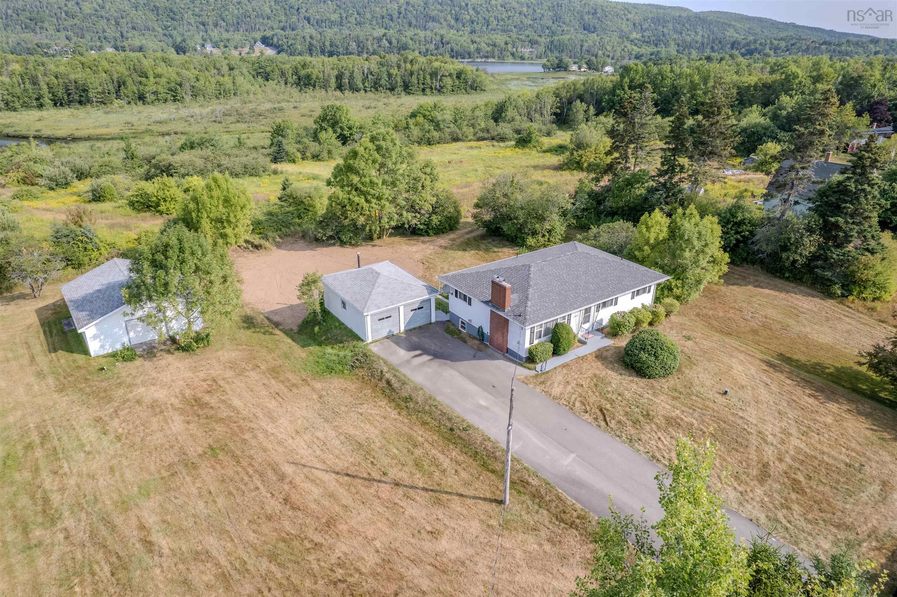 $324,000.00: 2450 Kings Road, Sydney Forks