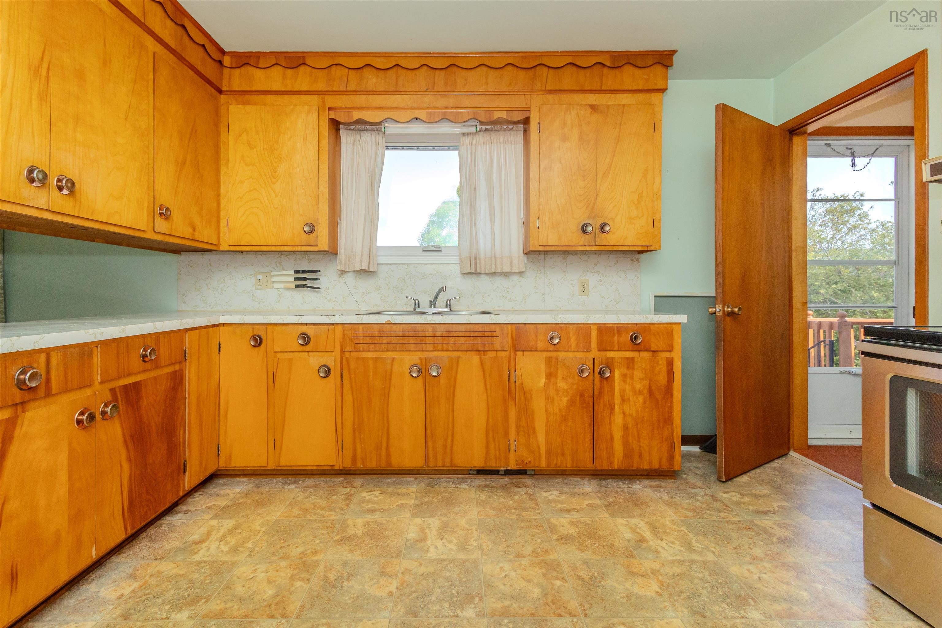 $324,000.00: 2450 Kings Road, Sydney Forks