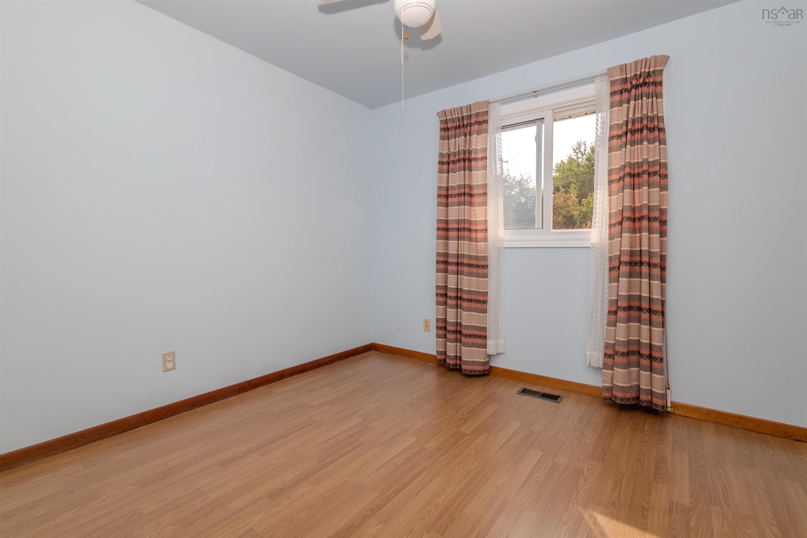 $324,000.00: 2450 Kings Road, Sydney Forks