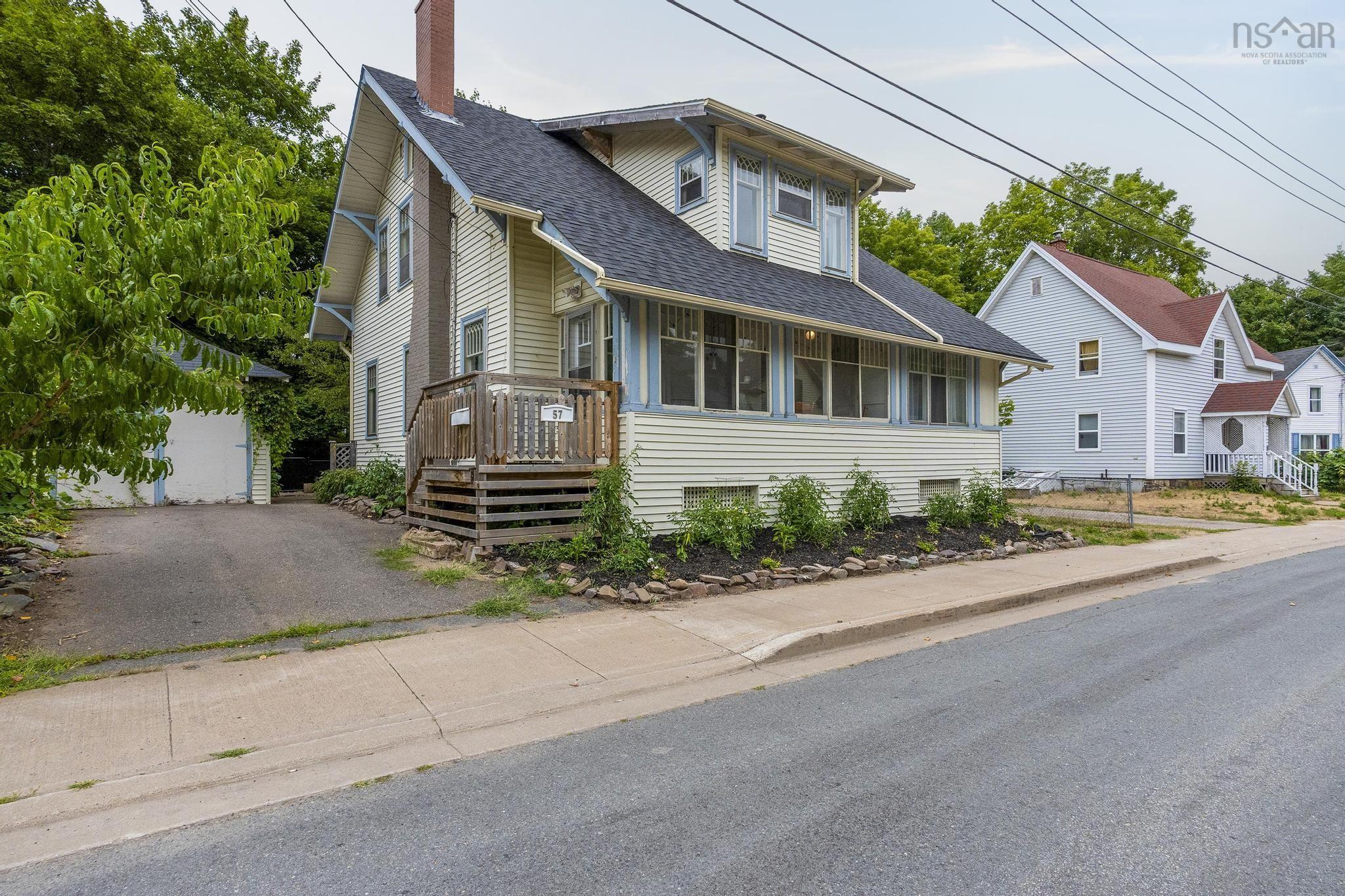 $385,000.00: 57 Crescent Avenue, Kentville