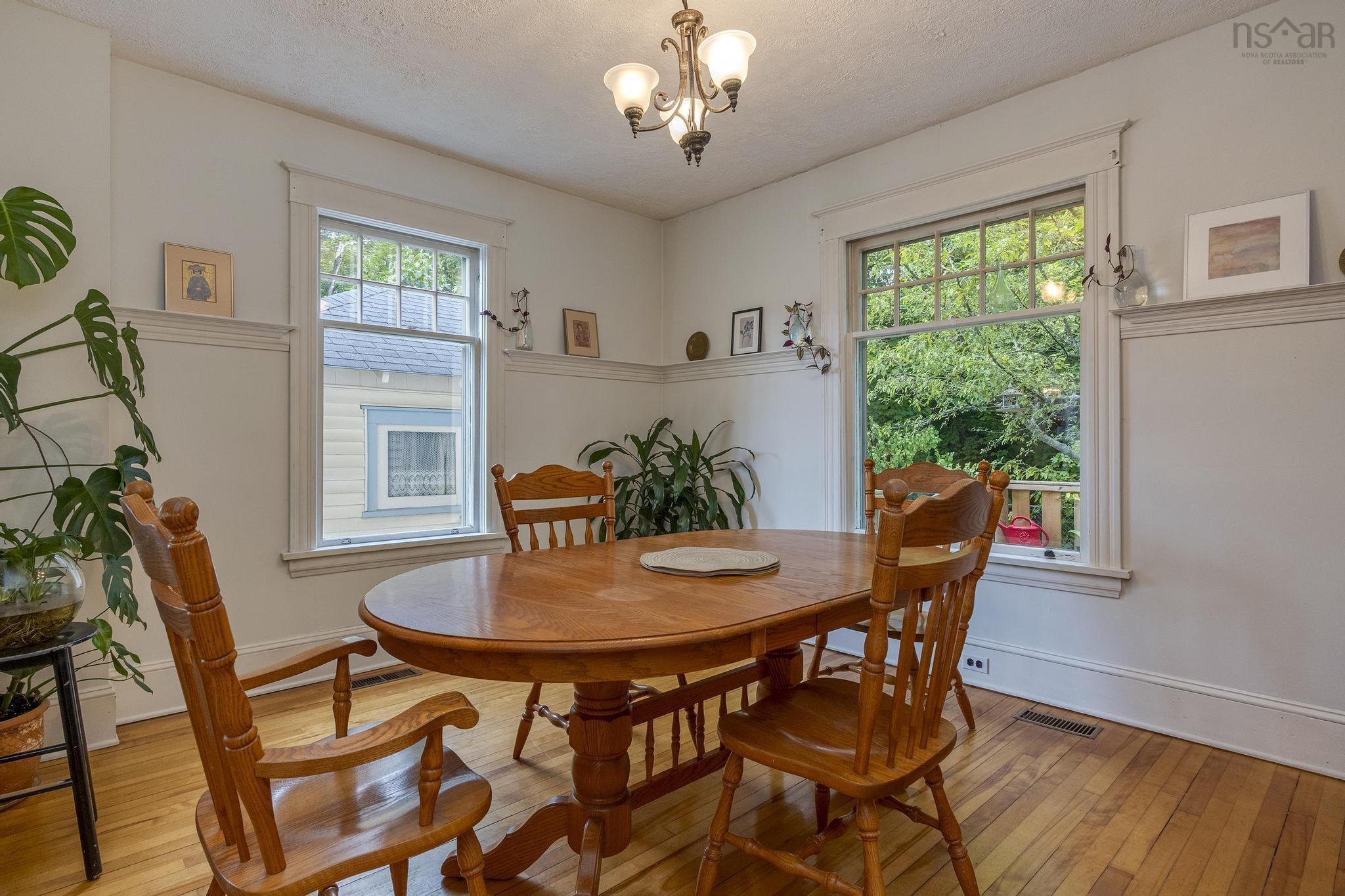 $385,000.00: 57 Crescent Avenue, Kentville