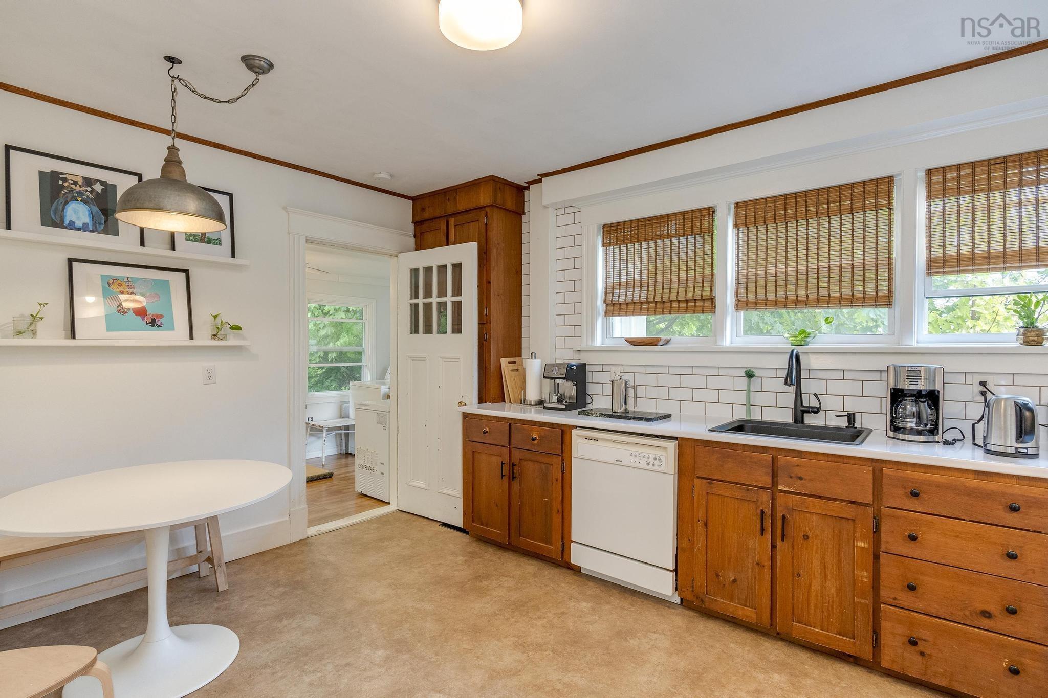 $385,000.00: 57 Crescent Avenue, Kentville