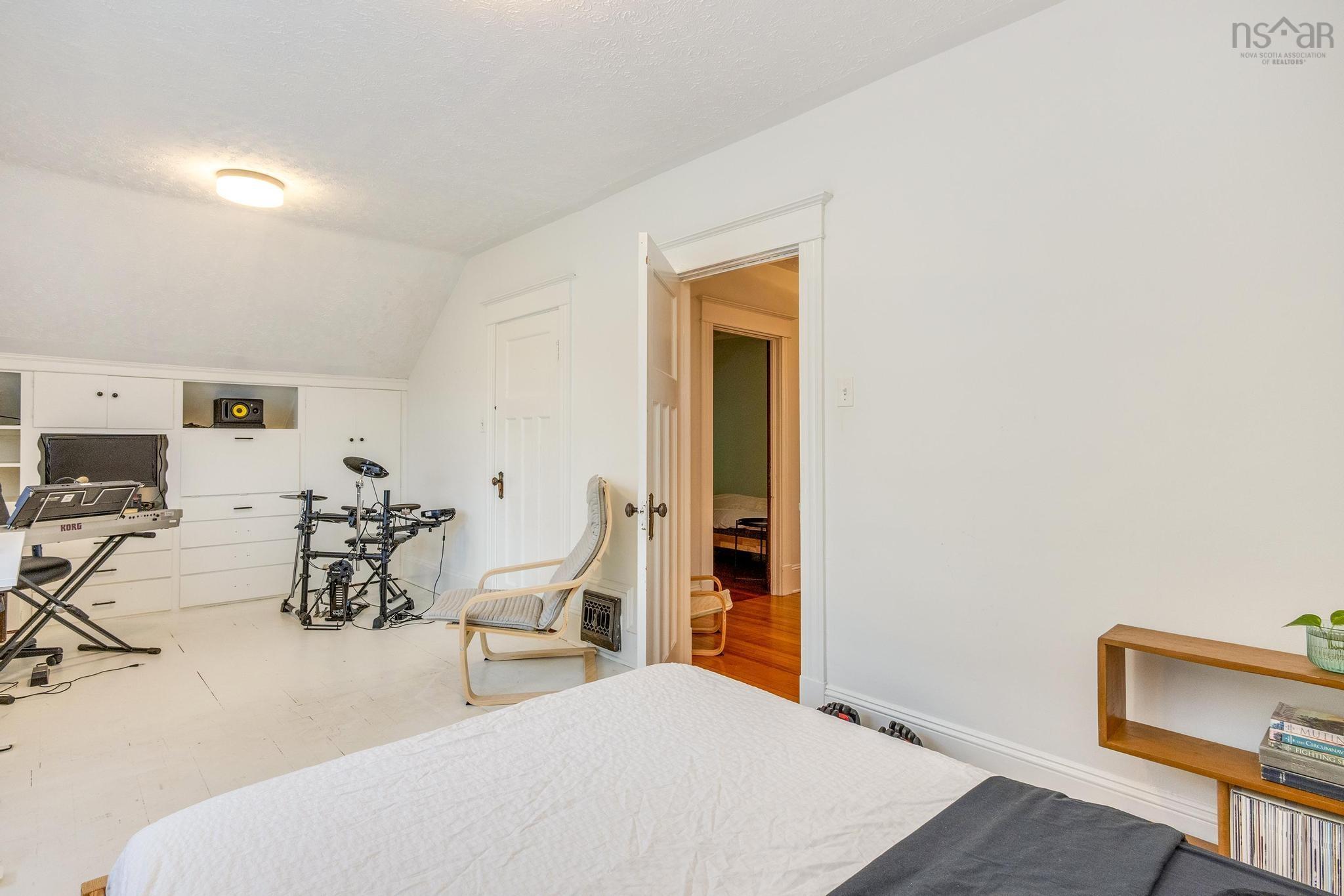 $385,000.00: 57 Crescent Avenue, Kentville