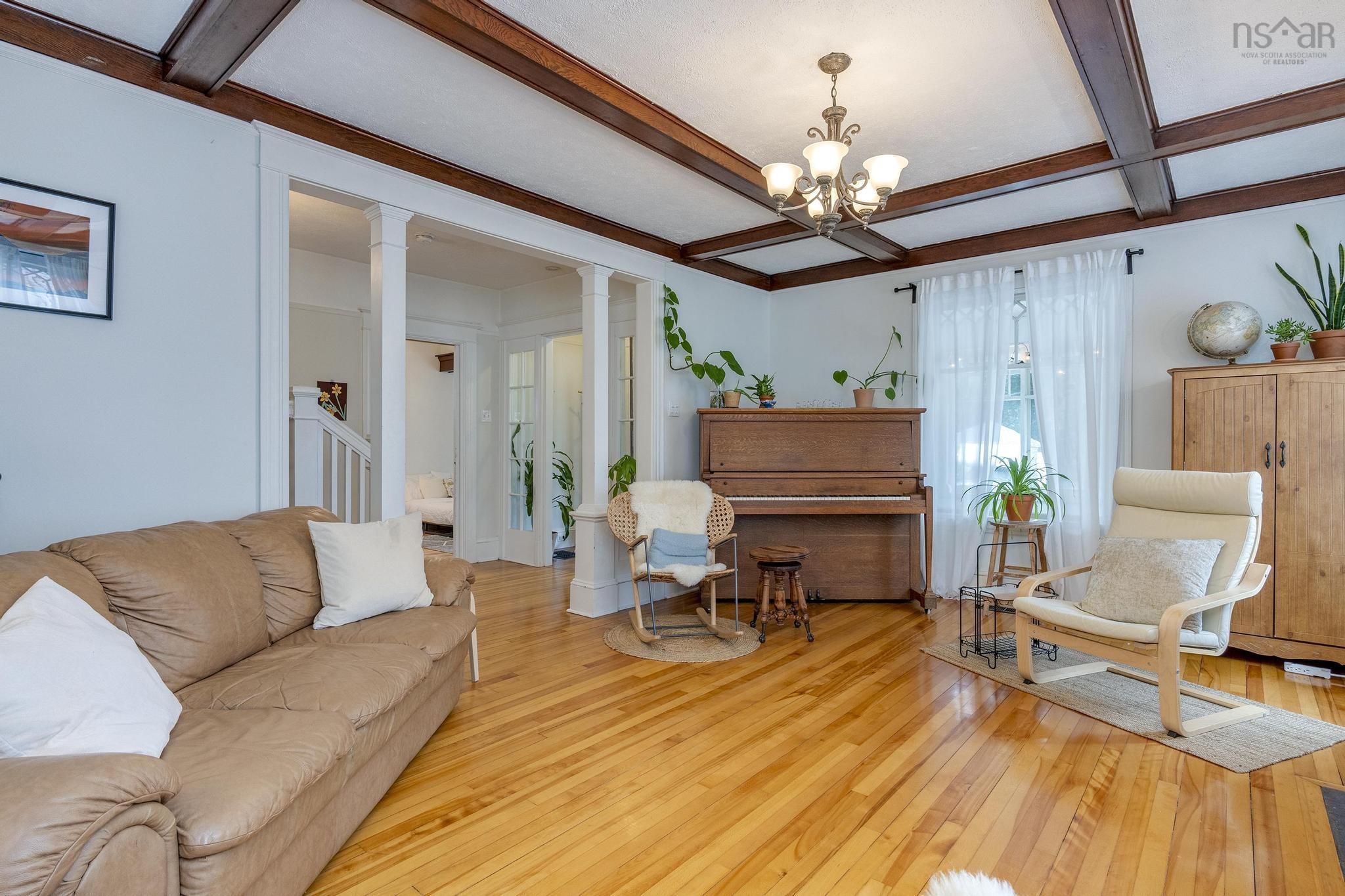 $385,000.00: 57 Crescent Avenue, Kentville