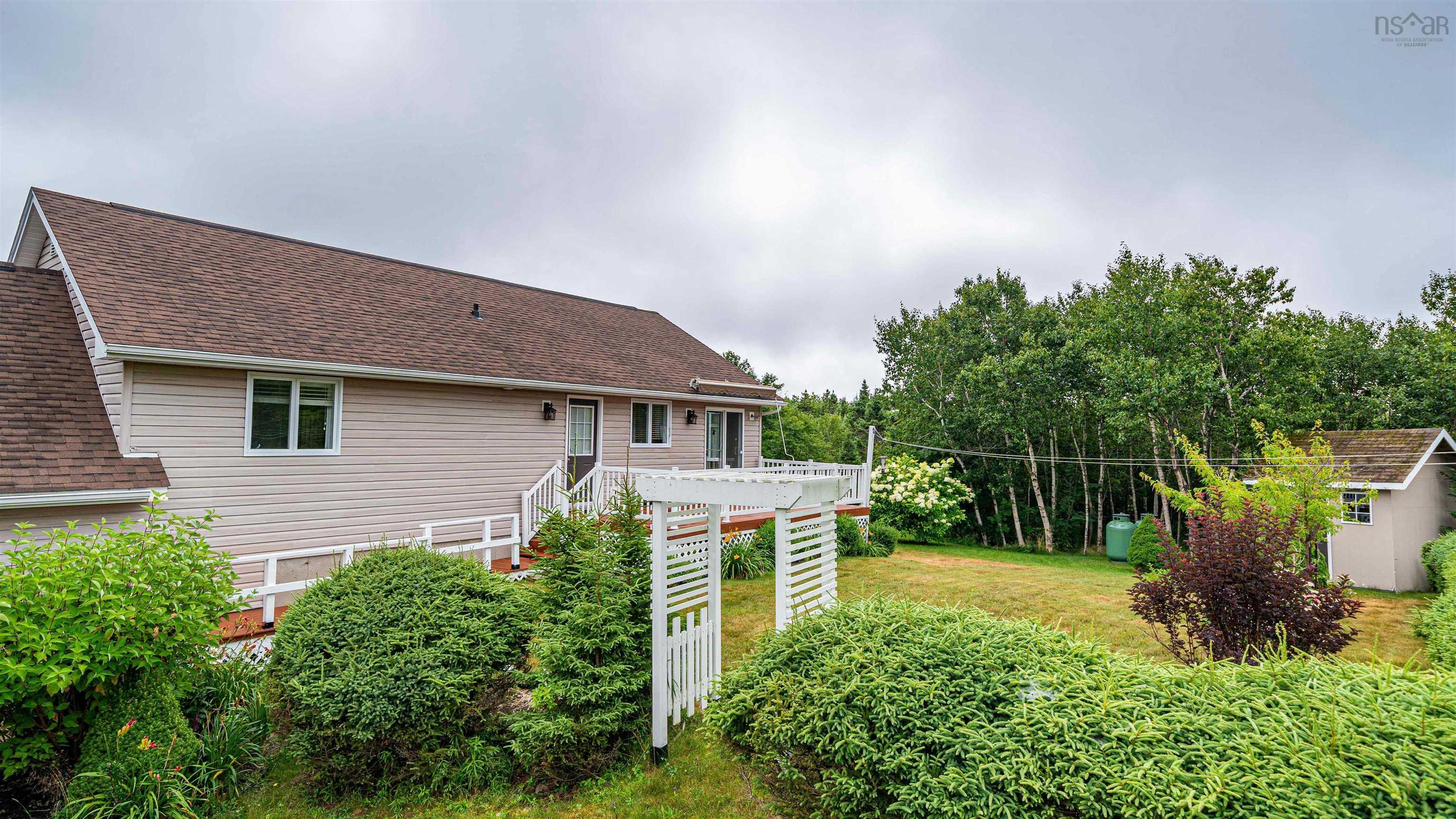 $499,000.00: 3387 Old Sambro Road, Williamswood
