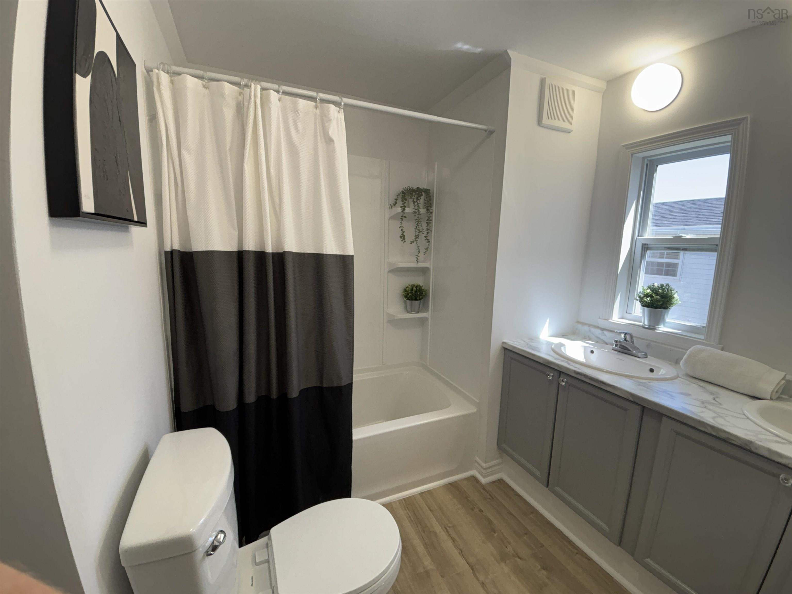 $229,900.00: 31 Earleton Avenue, Dartmouth