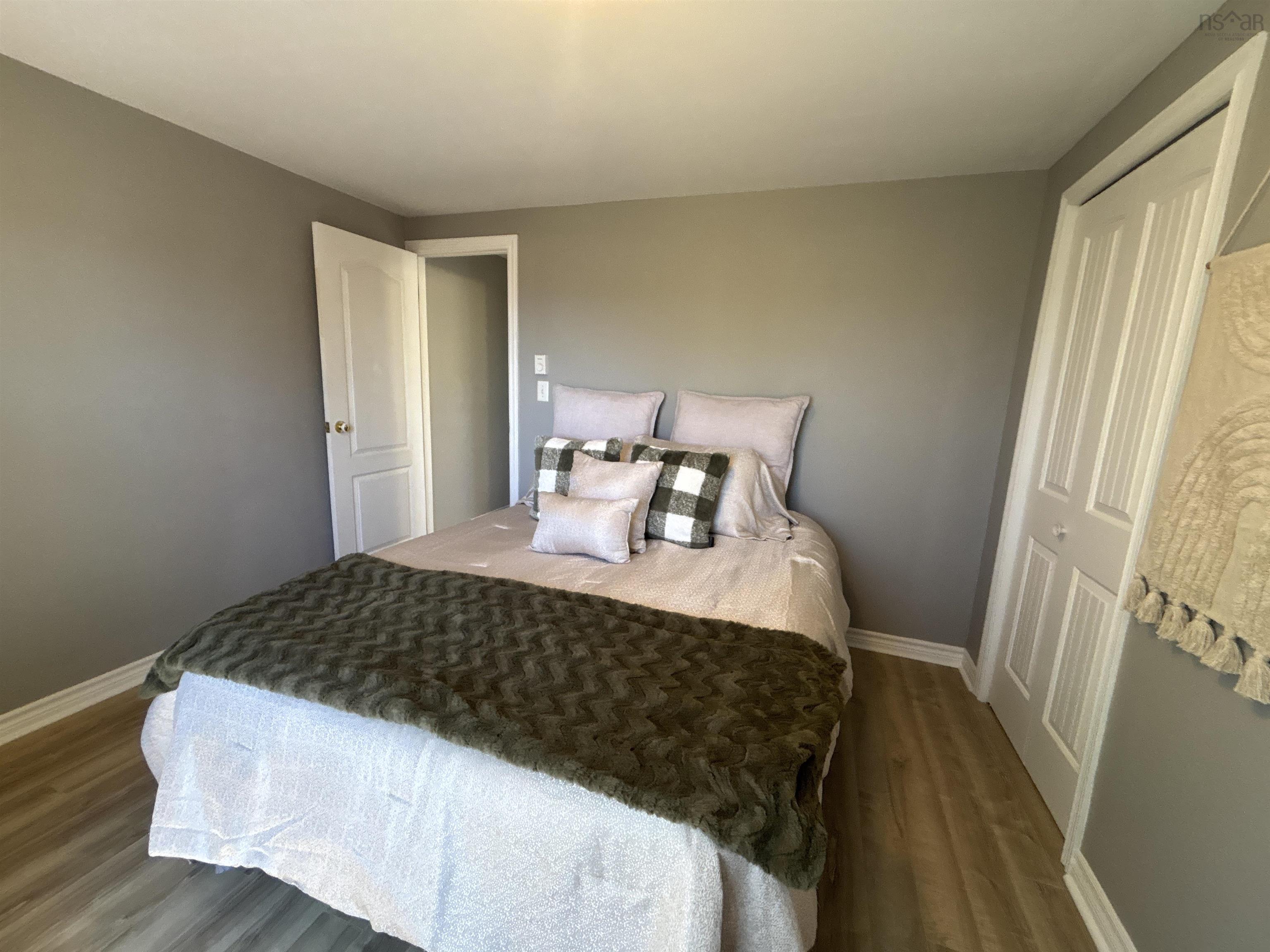 $229,900.00: 31 Earleton Avenue, Dartmouth