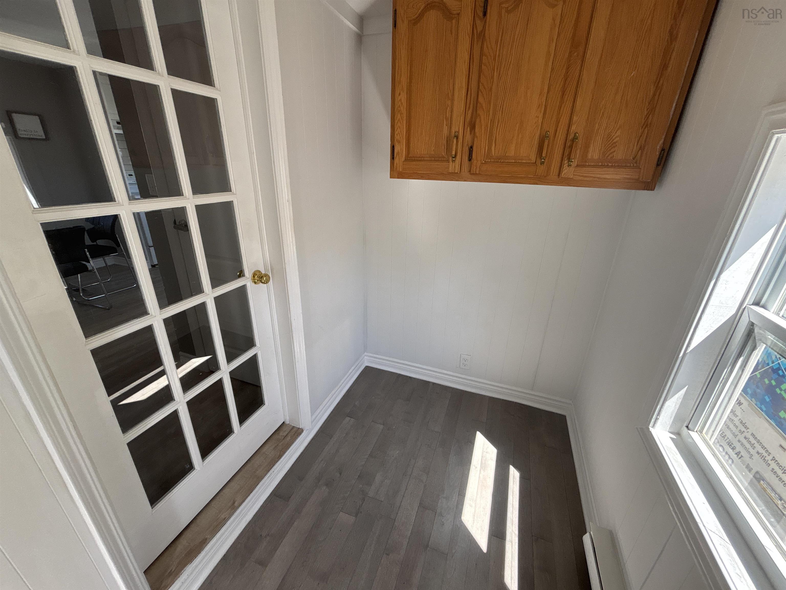 $229,900.00: 31 Earleton Avenue, Dartmouth