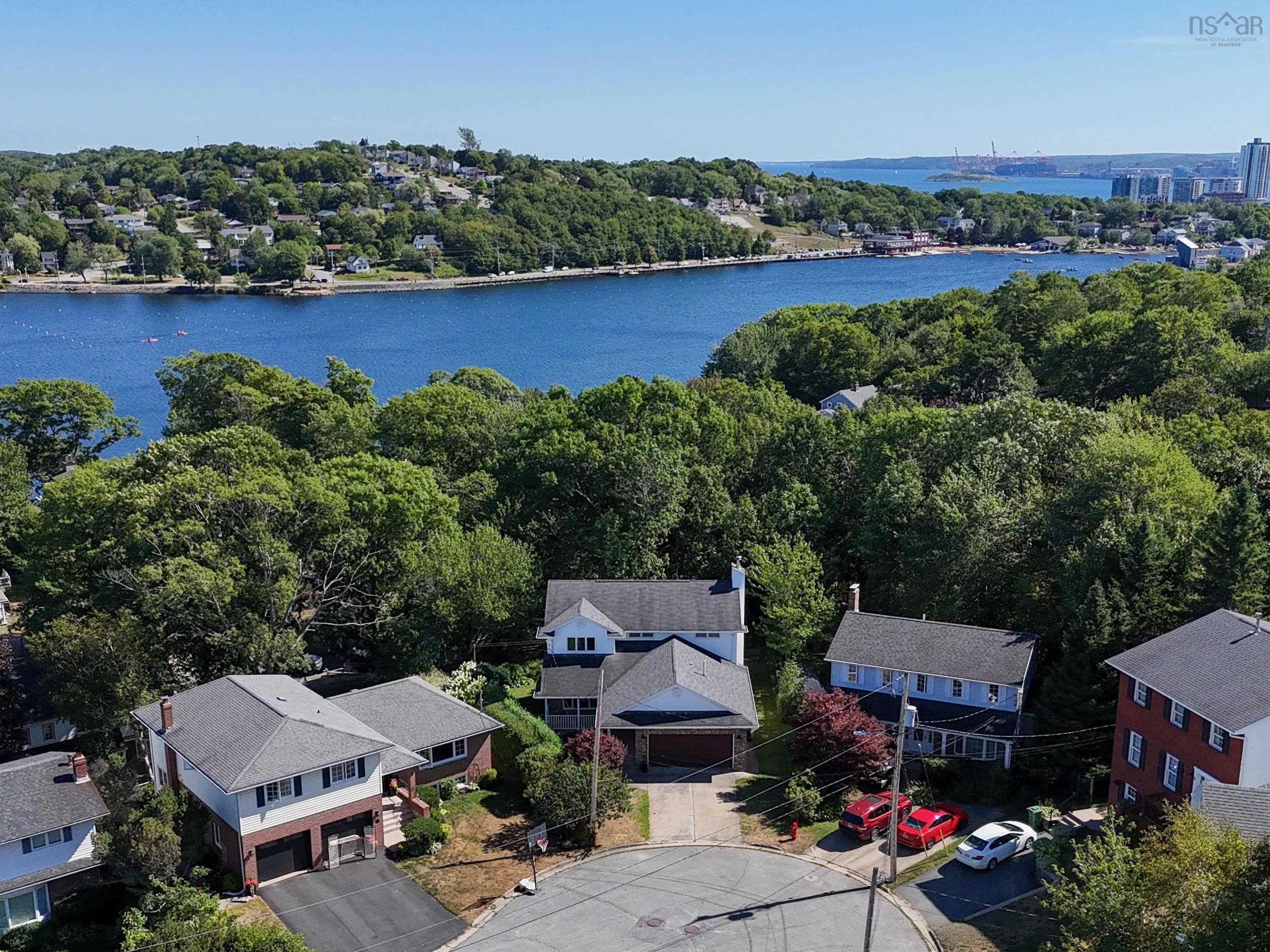 7 Empress Court, Dartmouth, NS (MLS® 202520898)