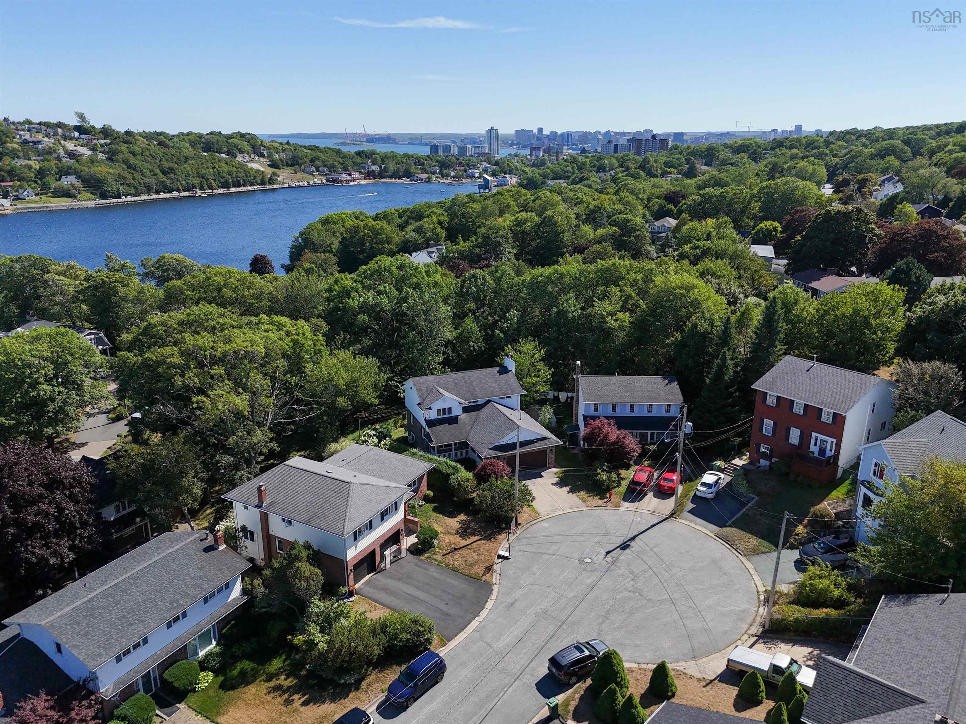 7 Empress Court, Dartmouth, NS (MLS 202520898)