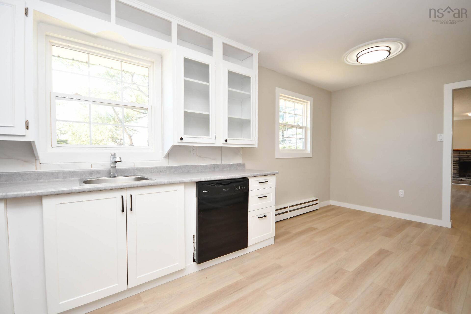 18 Bissett Road, Cole Harbour, NS (MLS 202520908)