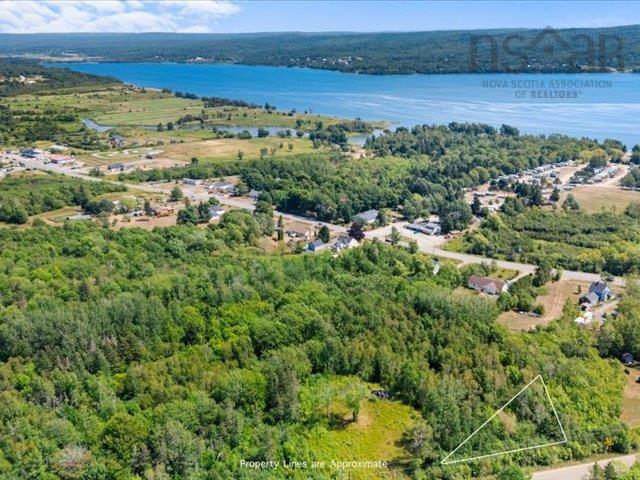 $999,999.00: Haul Road, Granville Ferry
