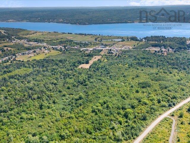 $999,999.00: Haul Road, Granville Ferry