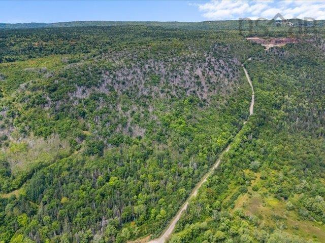 $999,999.00: Haul Road, Granville Ferry