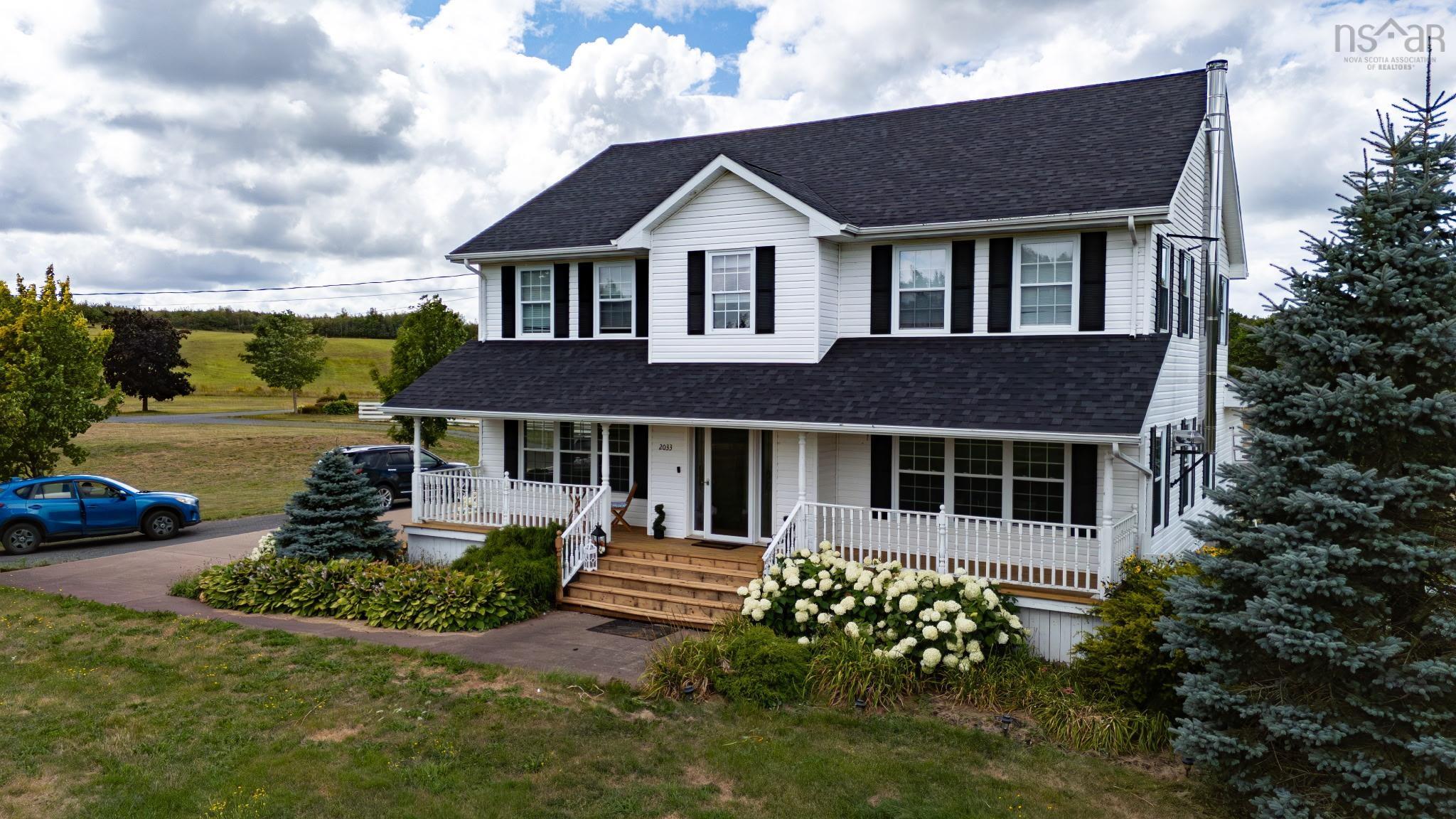 $659,900.00: 2033 Highway 245, North Grant