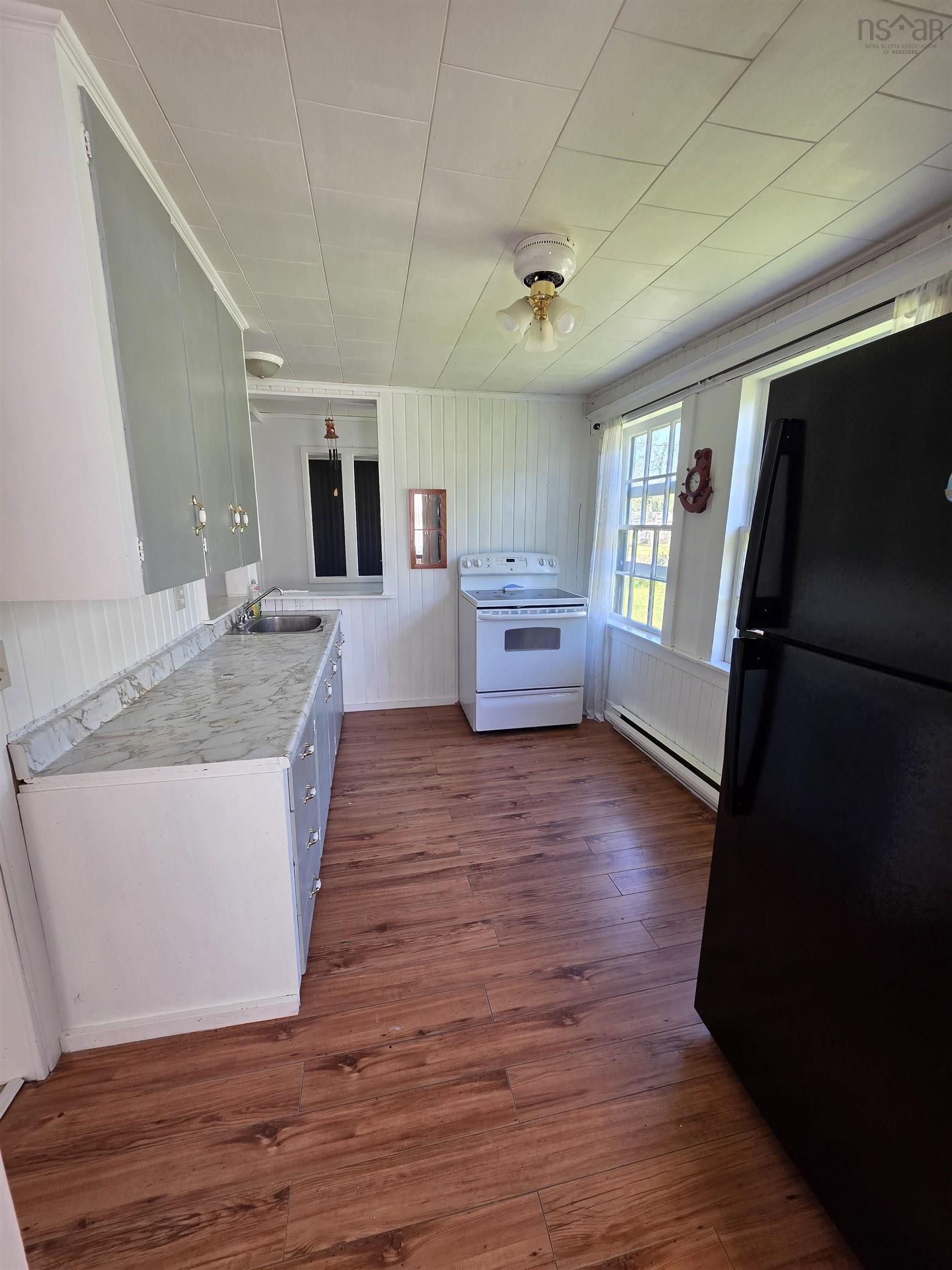 $125,000.00: 3683 Highway 3, East Green Harbour
