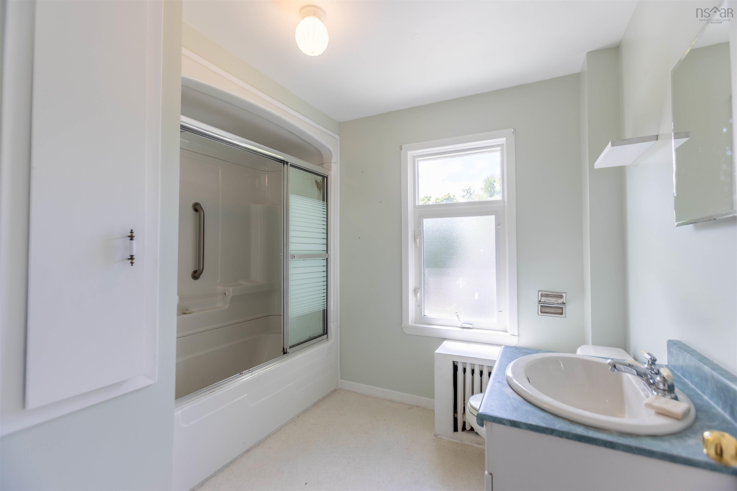 $109,900.00: 32 Victoria Street, Springhill