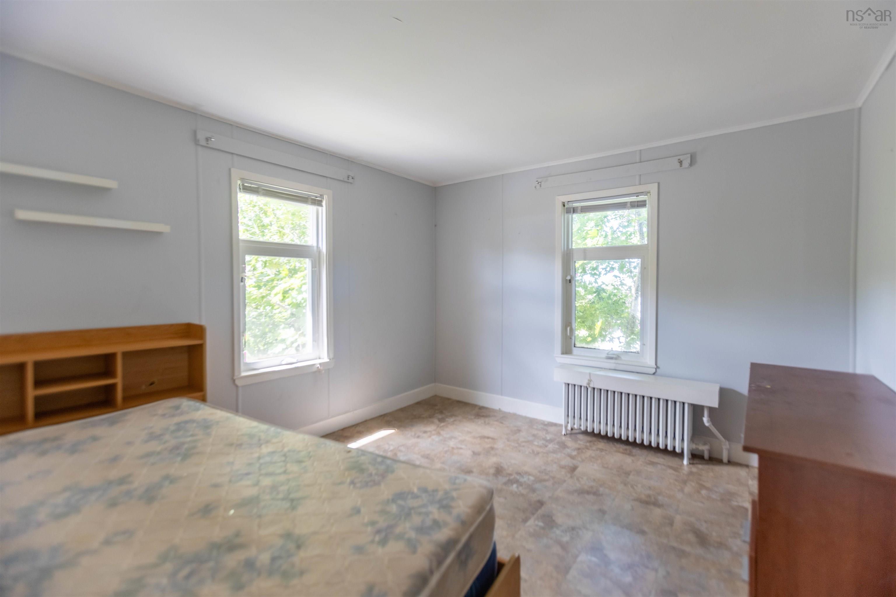 $109,900.00: 32 Victoria Street, Springhill