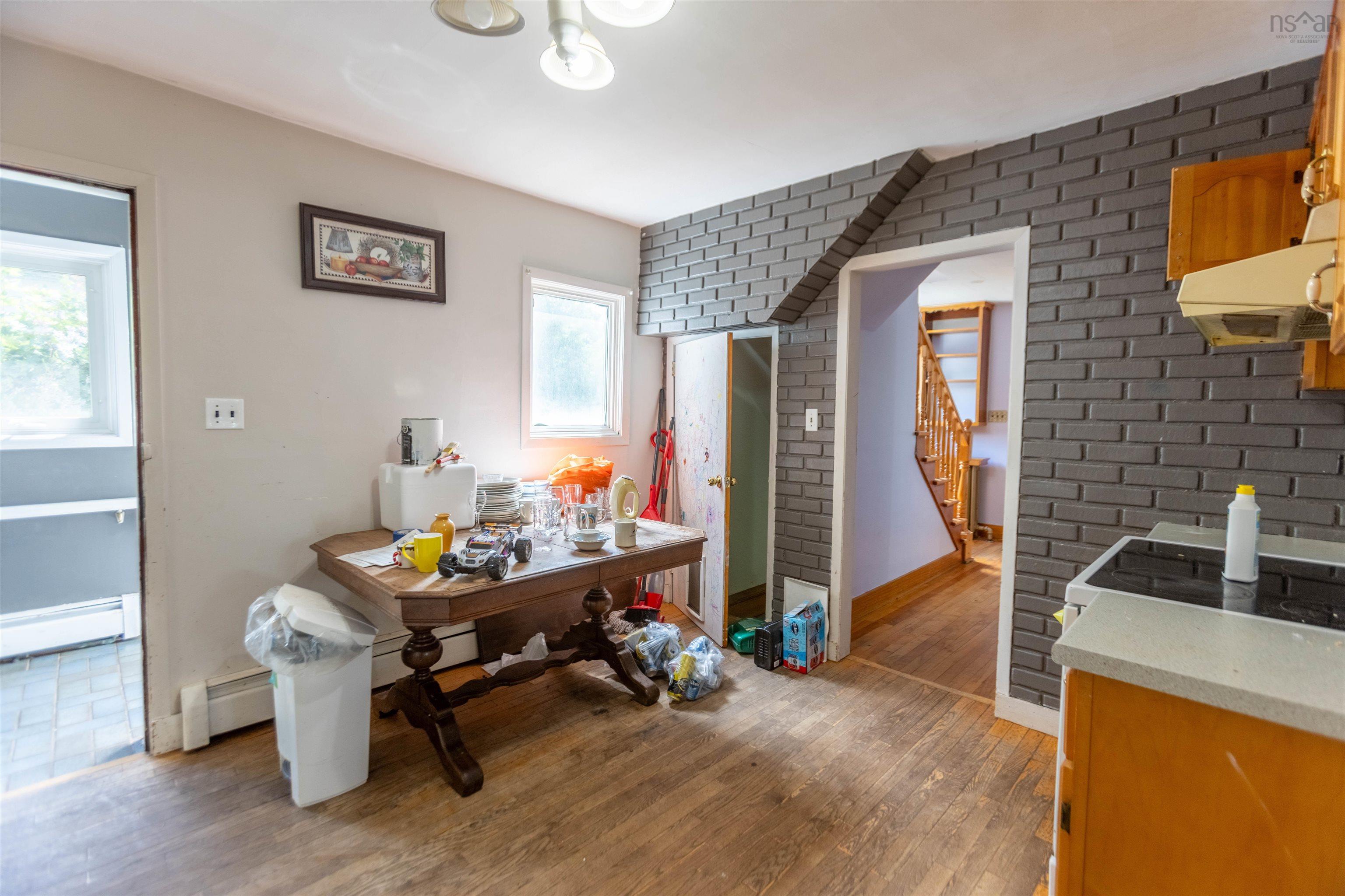 $109,900.00: 32 Victoria Street, Springhill