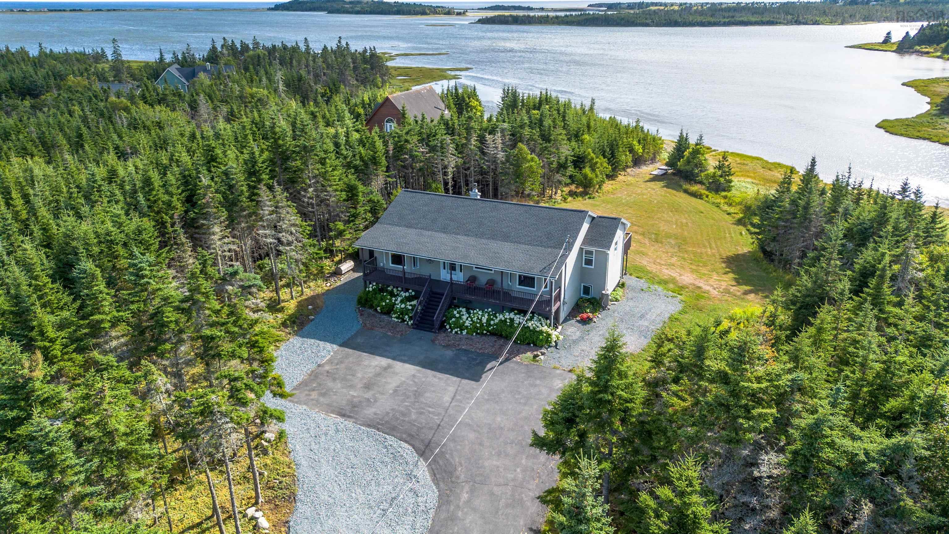 284 Leslie Road, East Lawrencetown, NS (MLS® 202521224)