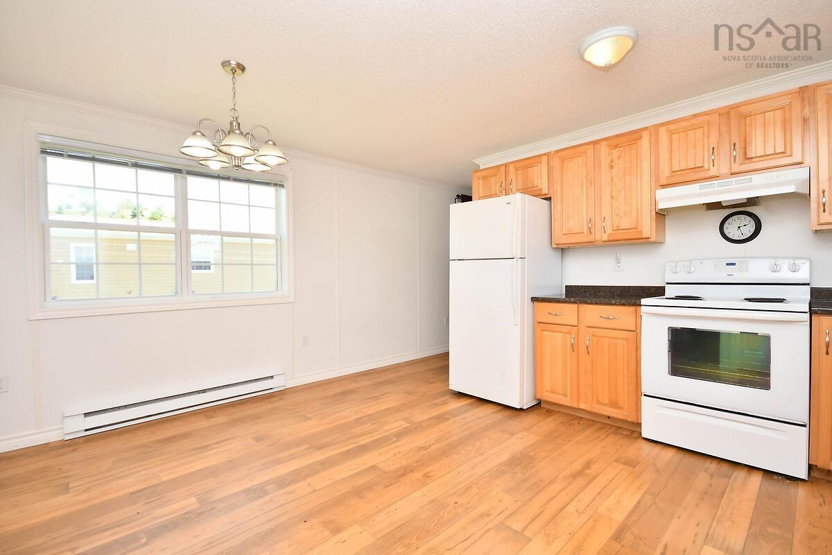 $249,900.00: 44 Empire Loop, Truro