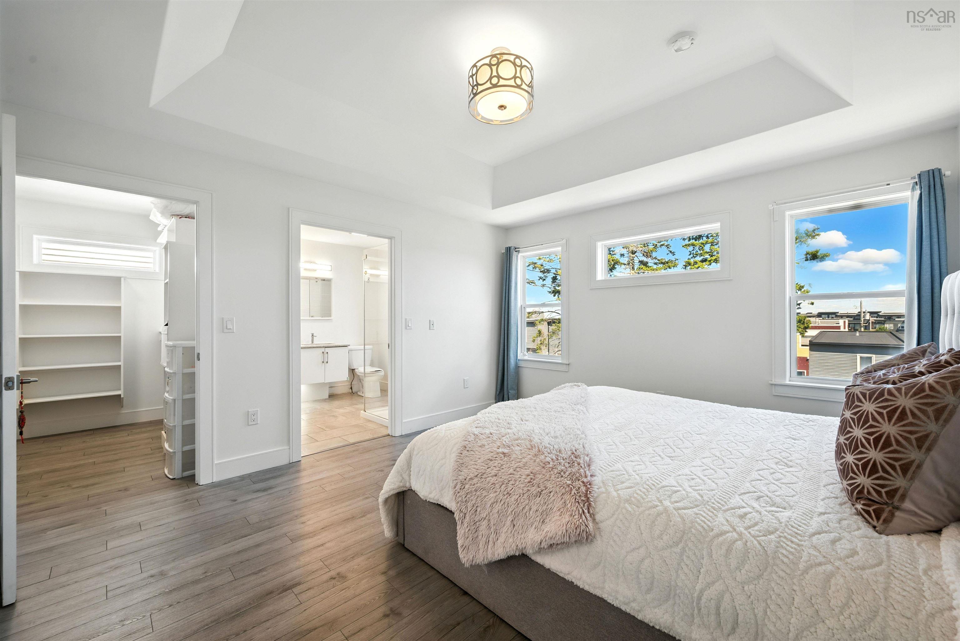 24 Bristolton Avenue, West Bedford, NS (MLS 202521240)