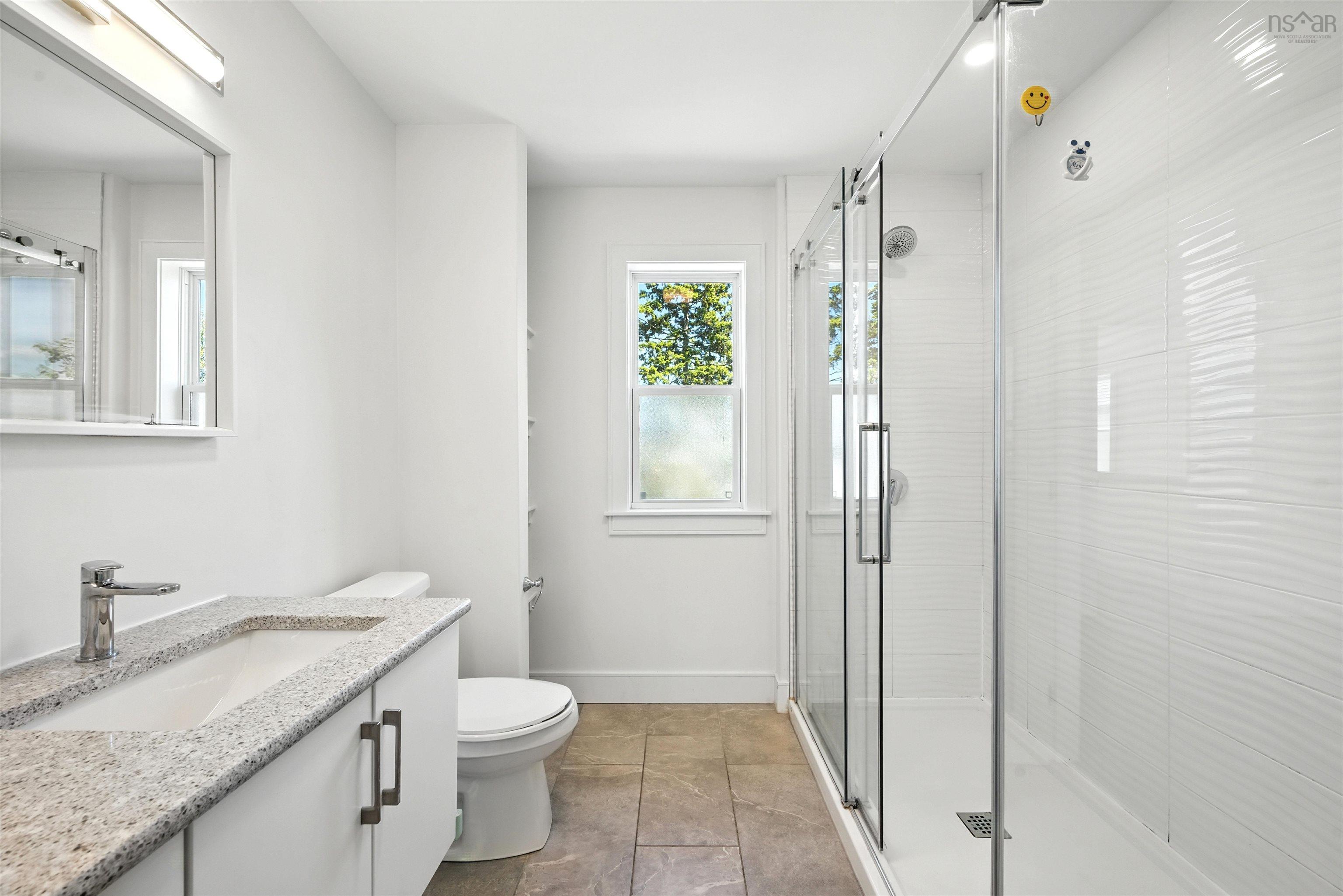 24 Bristolton Avenue, West Bedford, NS (MLS 202521240)