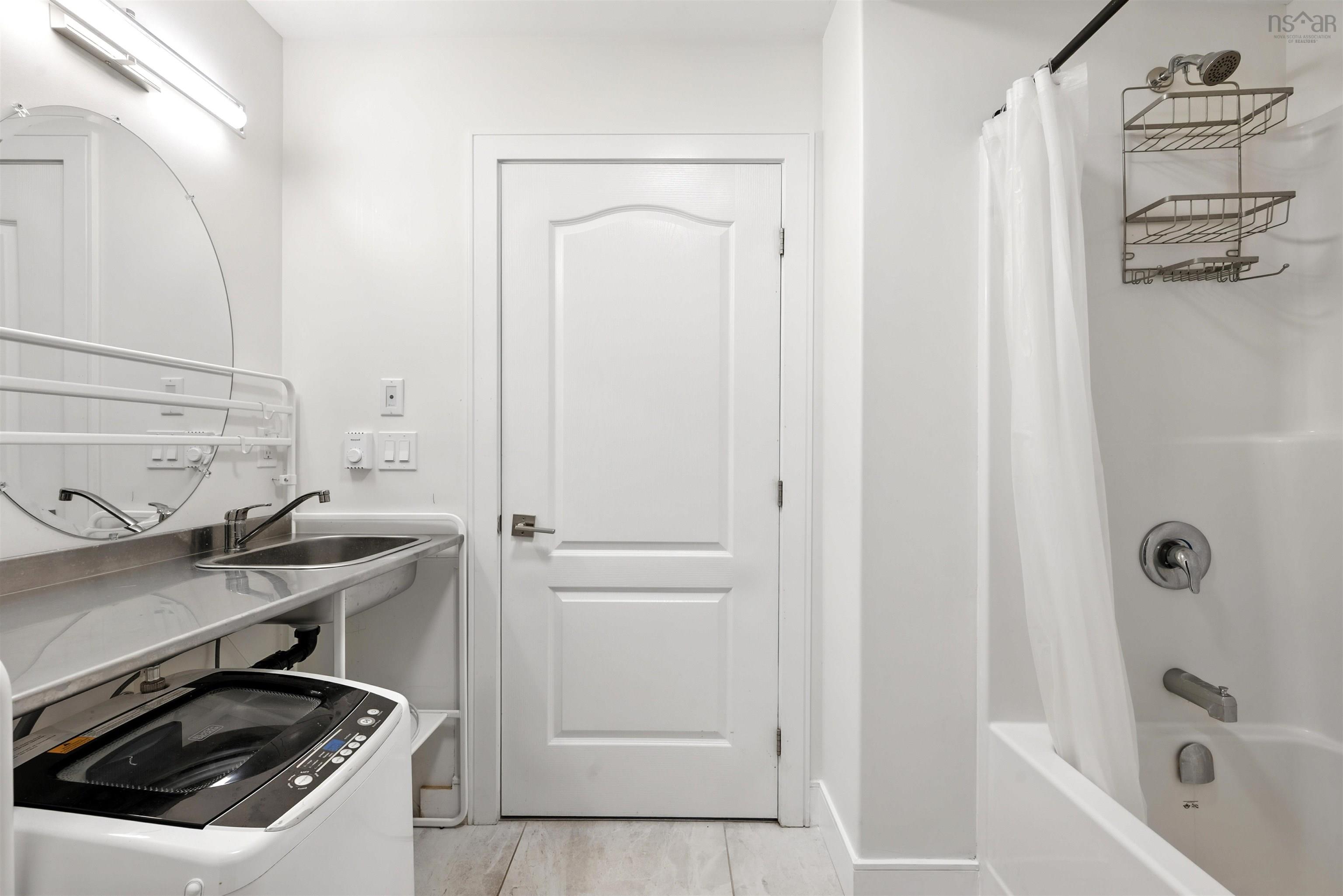 24 Bristolton Avenue, West Bedford, NS (MLS 202521240)