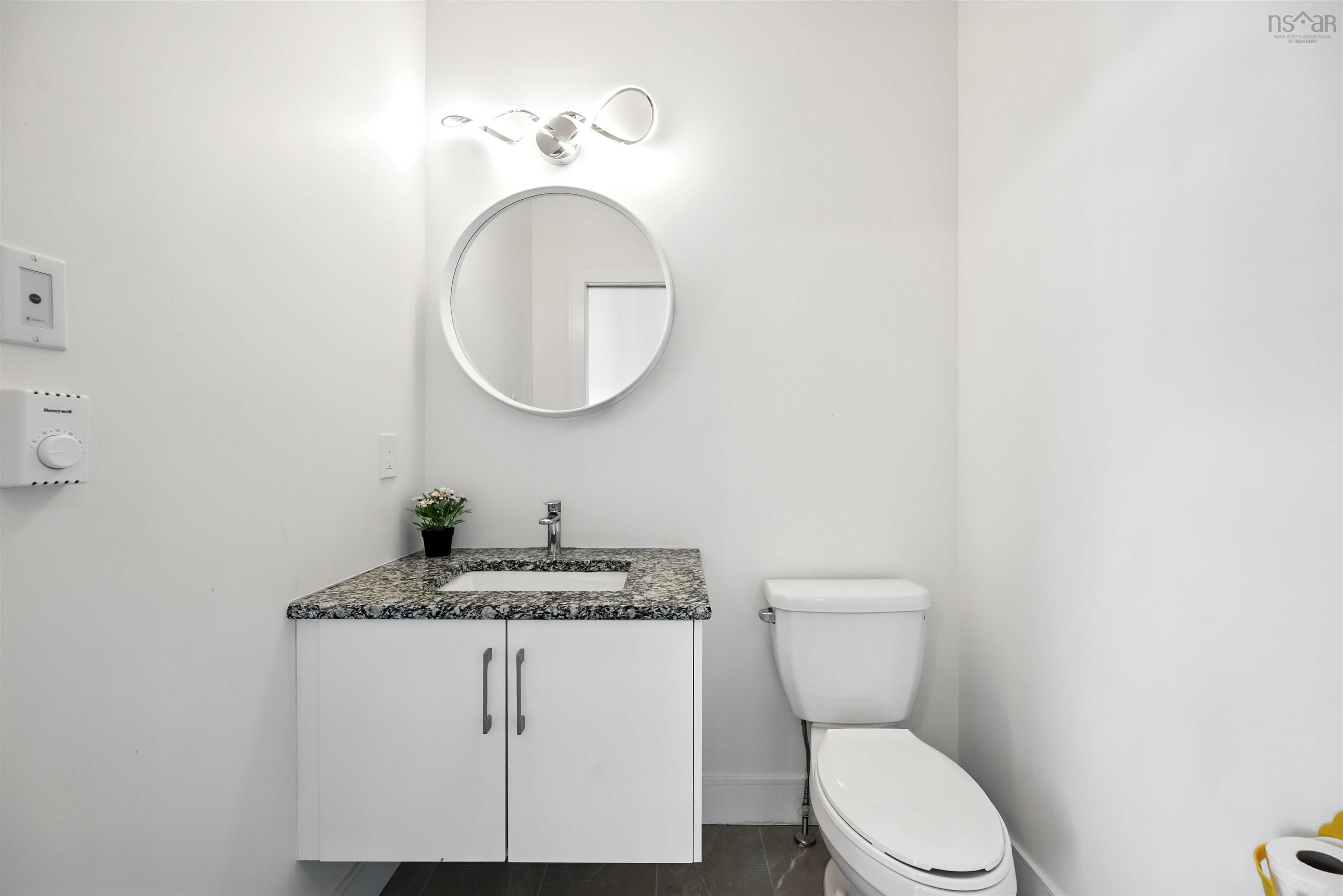 24 Bristolton Avenue, West Bedford, NS (MLS 202521240)