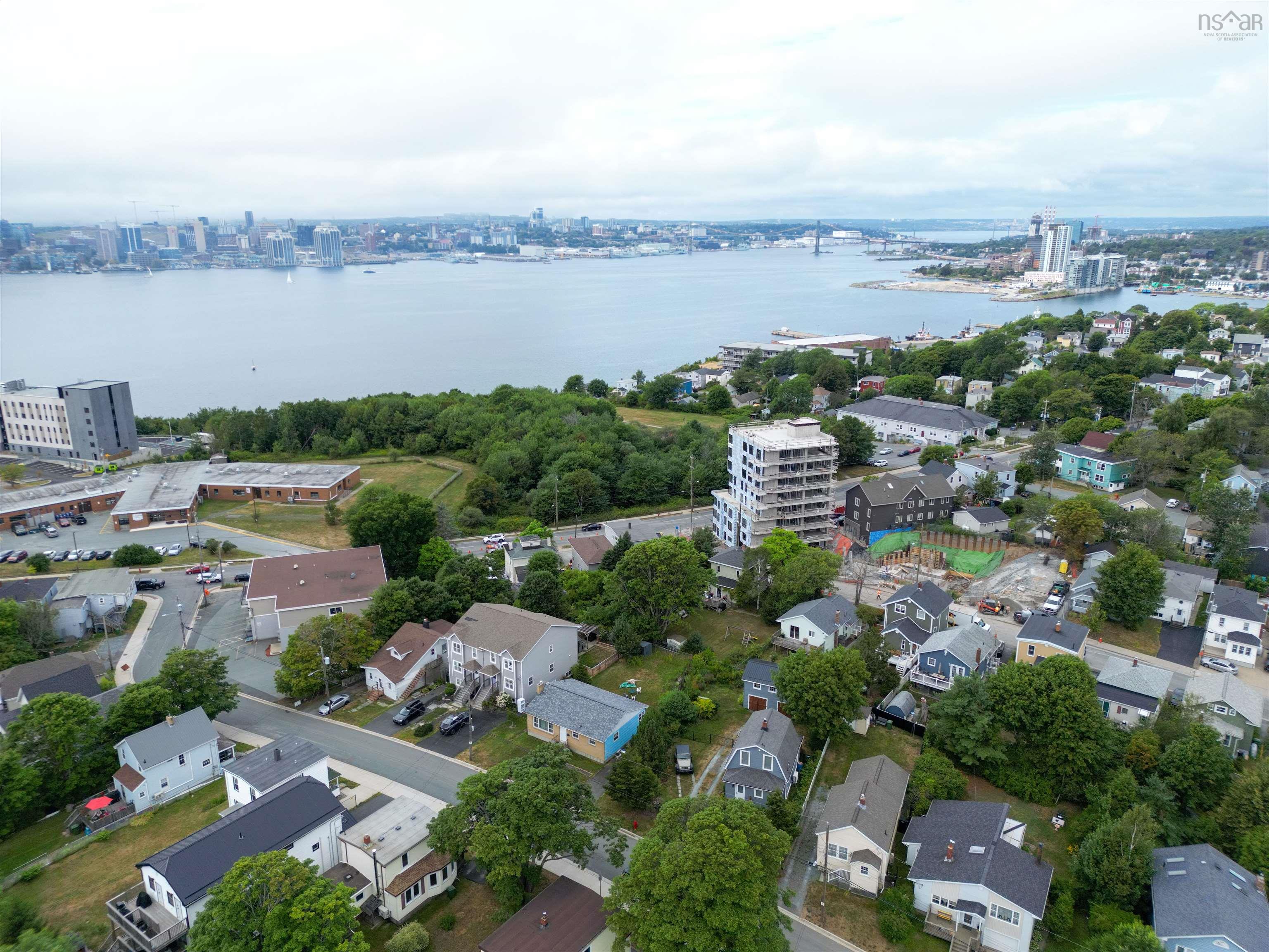 251 Pleasant Street, Dartmouth, NS (MLS 202521264)