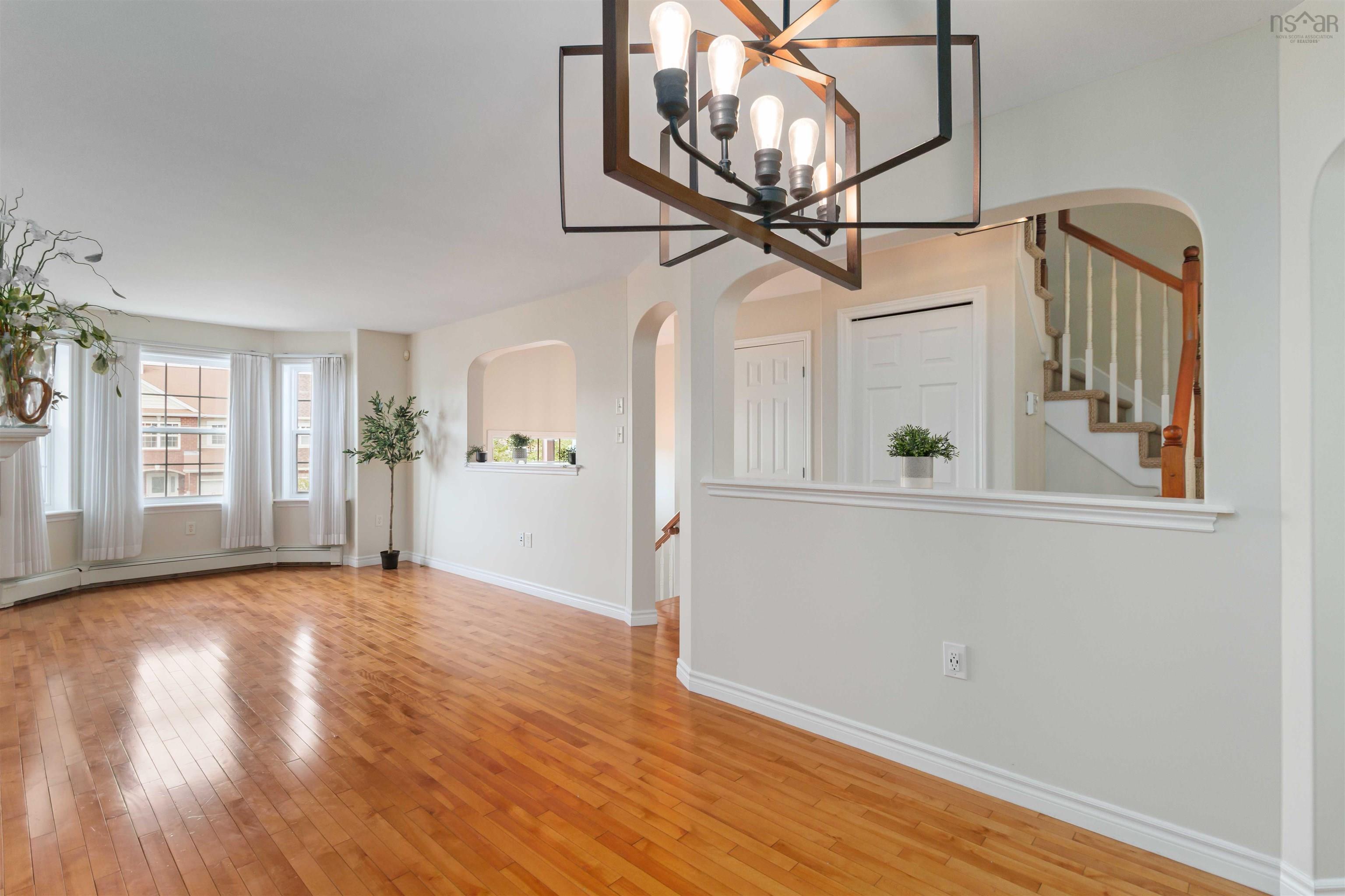 $549,000.00: 8 Surrey Way, Portland Hills, Dartmouth