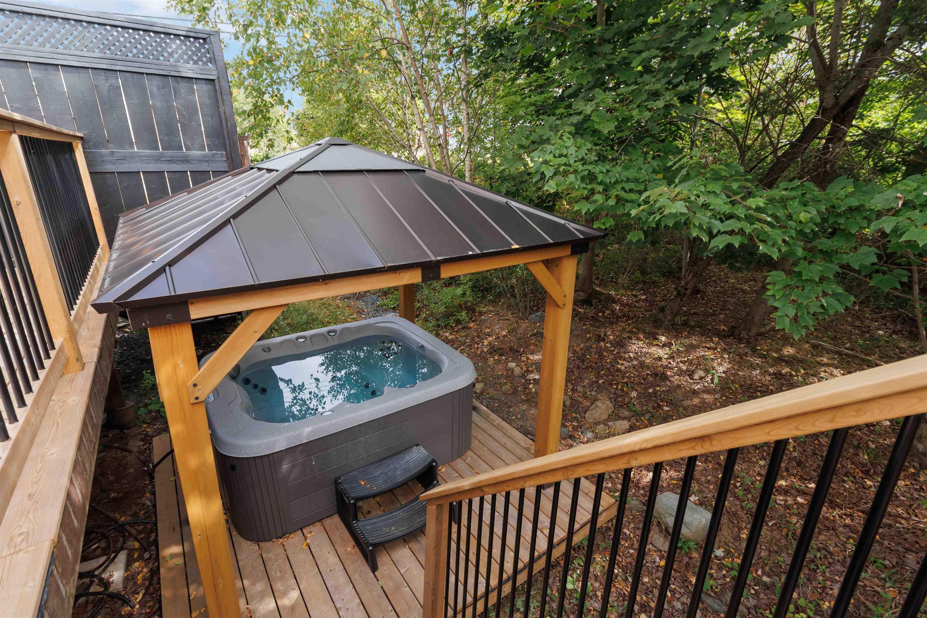 $549,000.00: 8 Surrey Way, Portland Hills, Dartmouth