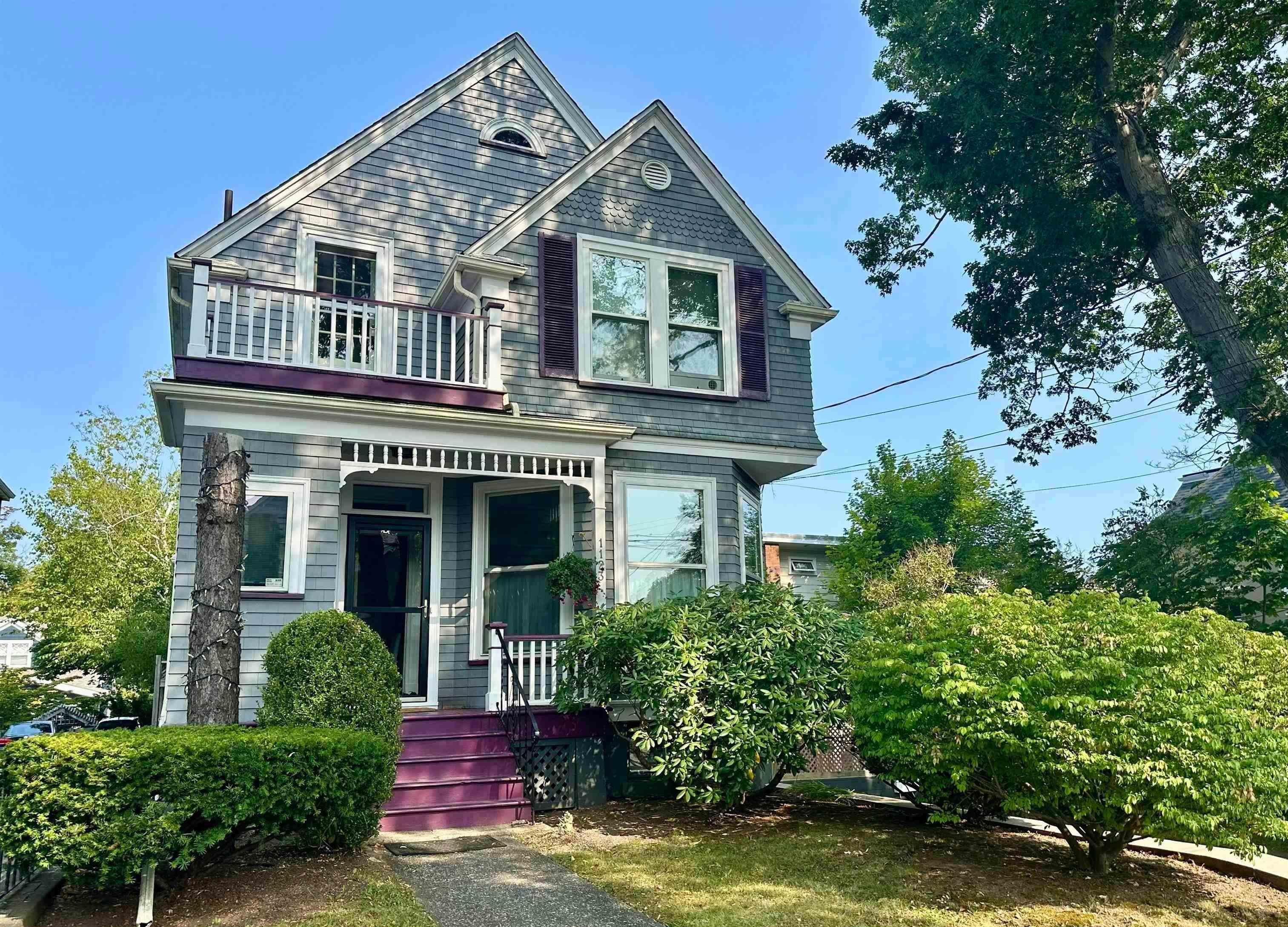 1123/1121 Cartaret Street, Halifax, NS (MLS® 202521329)