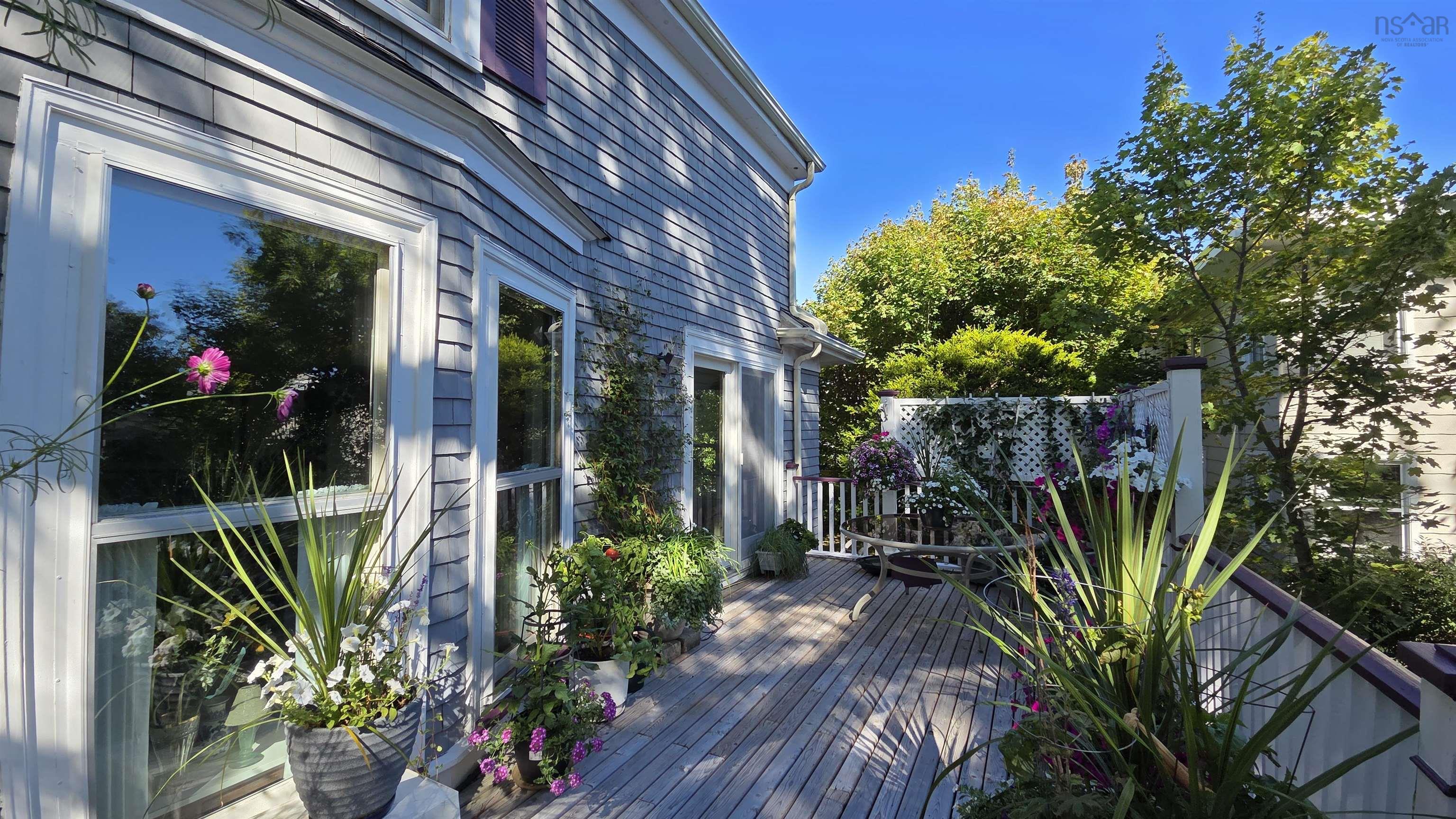 1123/1121 Cartaret Street, Halifax, NS (MLS 202521329)