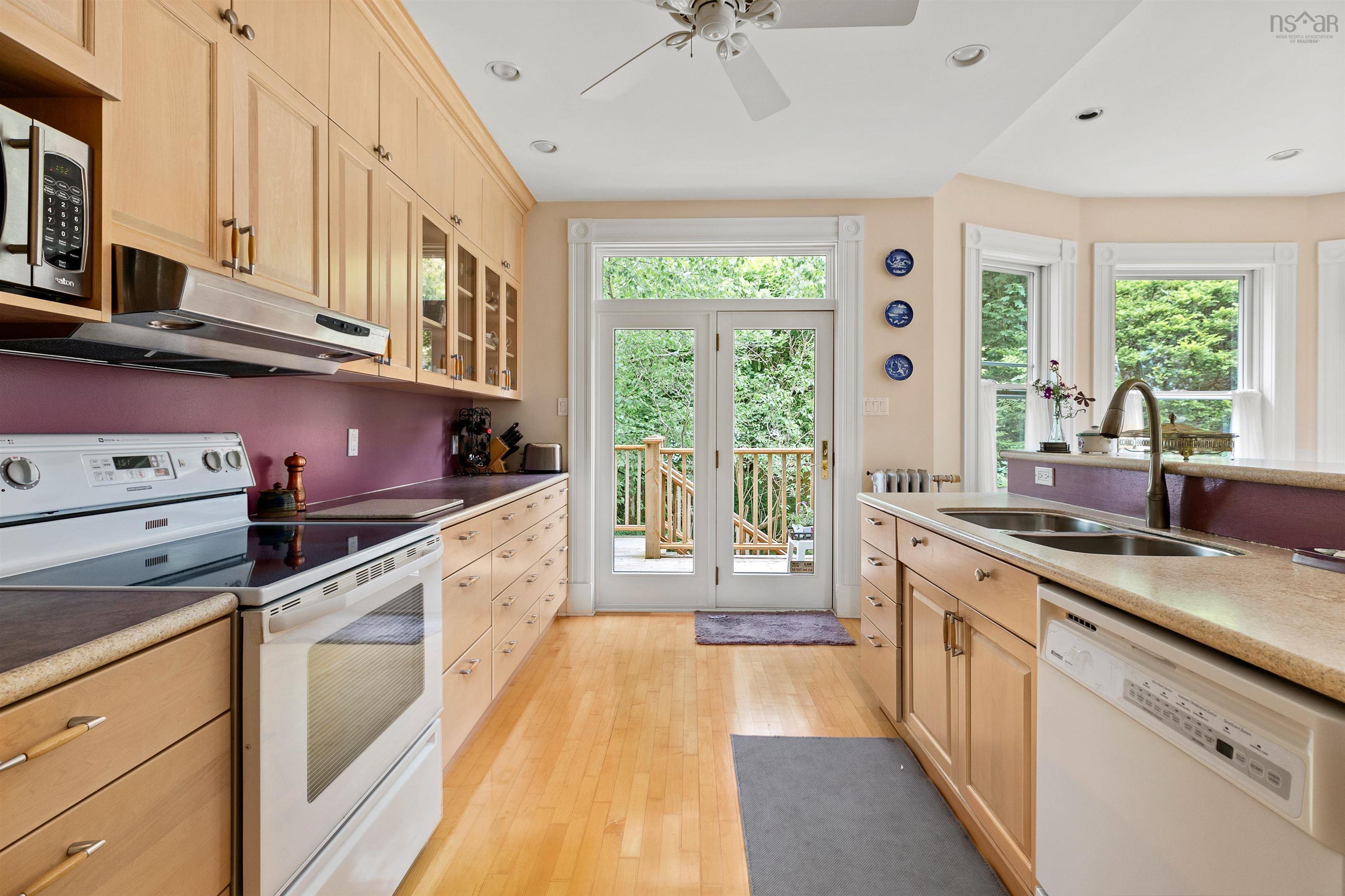 1123/1121 Cartaret Street, Halifax, NS (MLS 202521329)