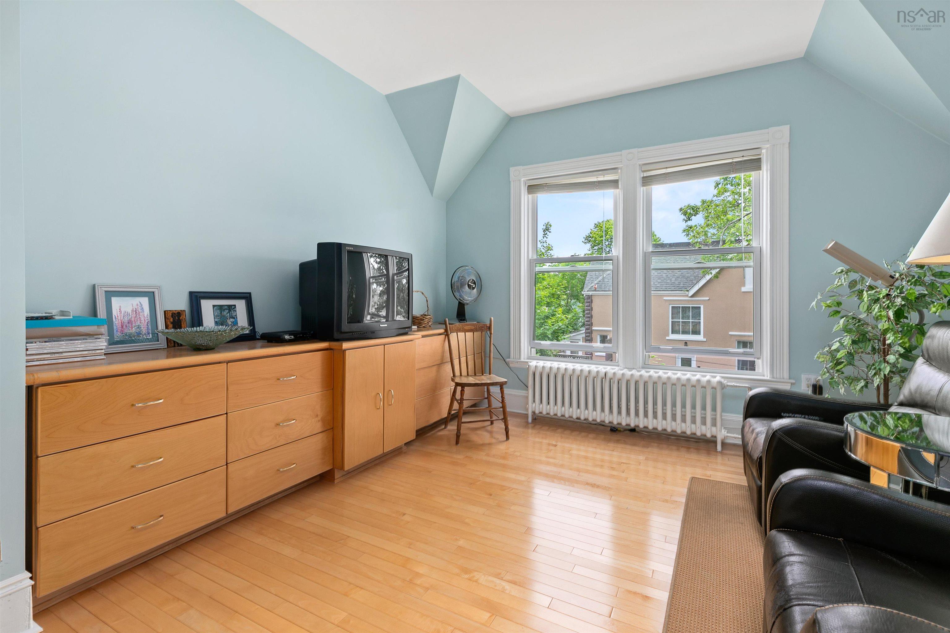 1123/1121 Cartaret Street, Halifax, NS (MLS 202521329)