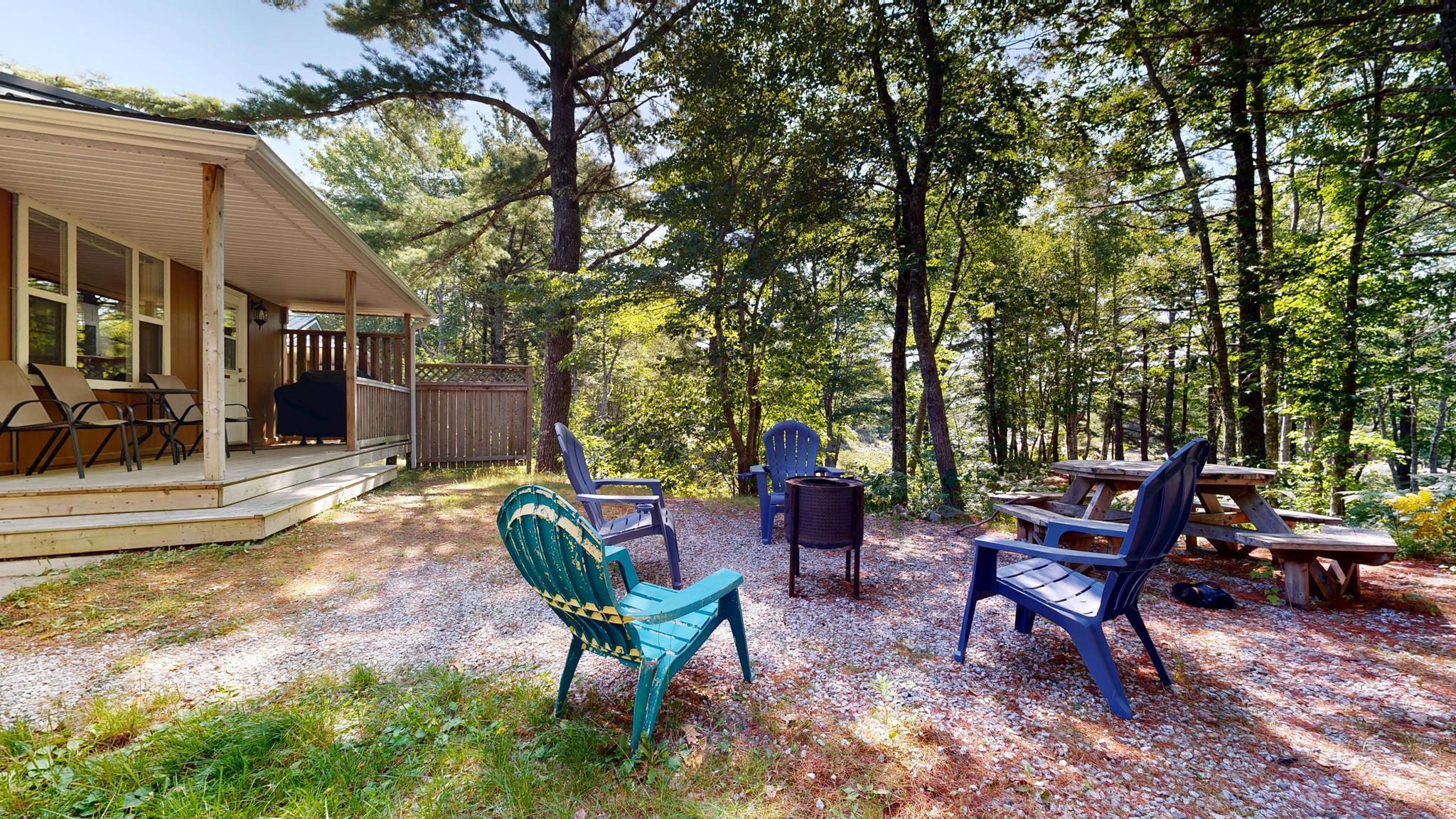 $1,599,000.00: 47 Riverview Drive, Lower Ohio