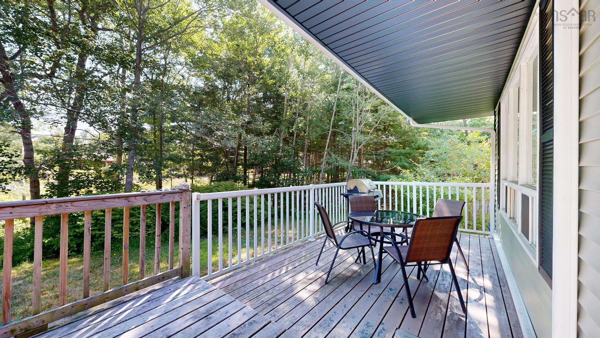 $1,599,000.00: 47 Riverview Drive, Lower Ohio