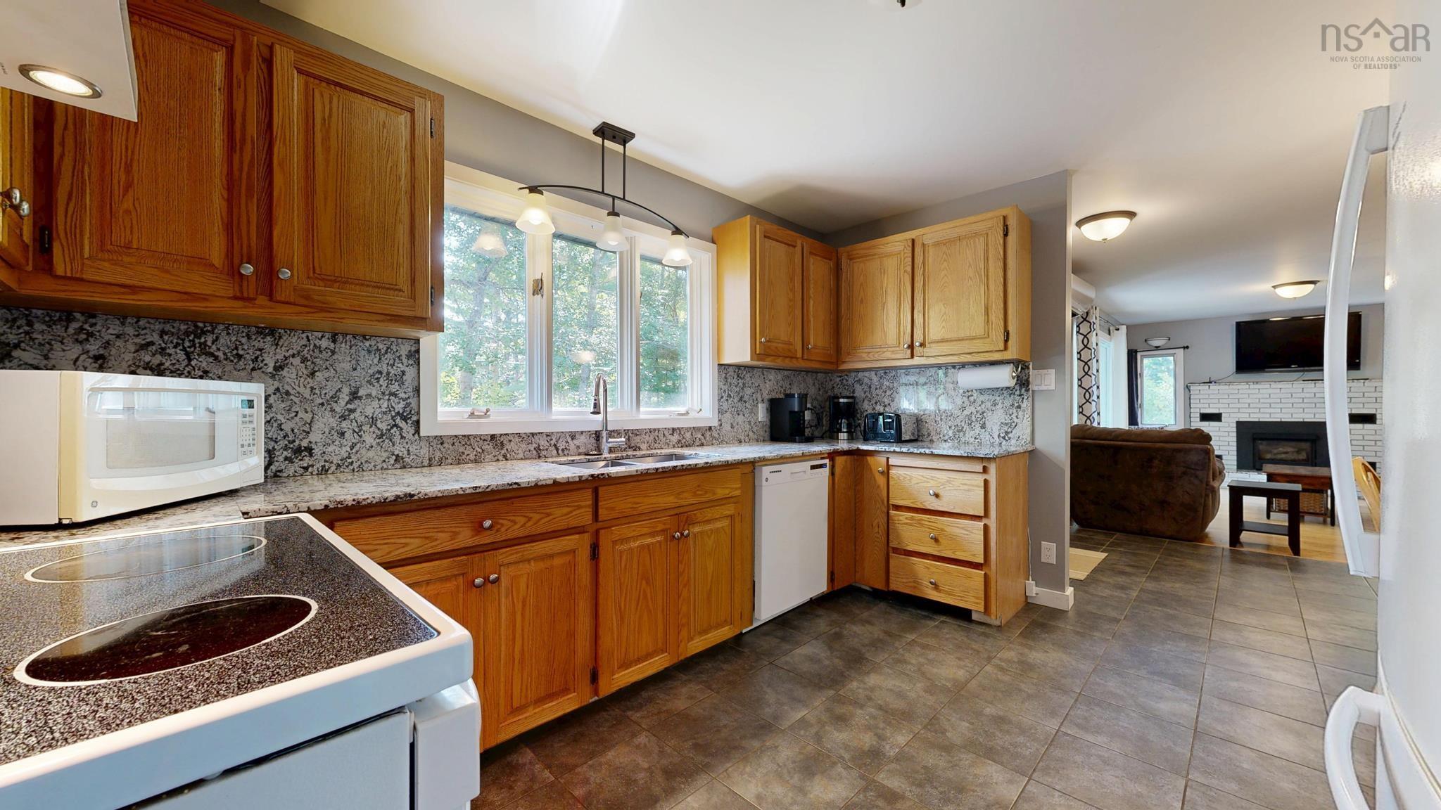 $1,599,000.00: 47 Riverview Drive, Lower Ohio