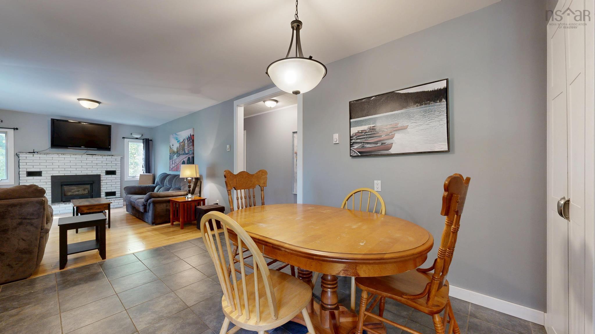 $1,599,000.00: 47 Riverview Drive, Lower Ohio
