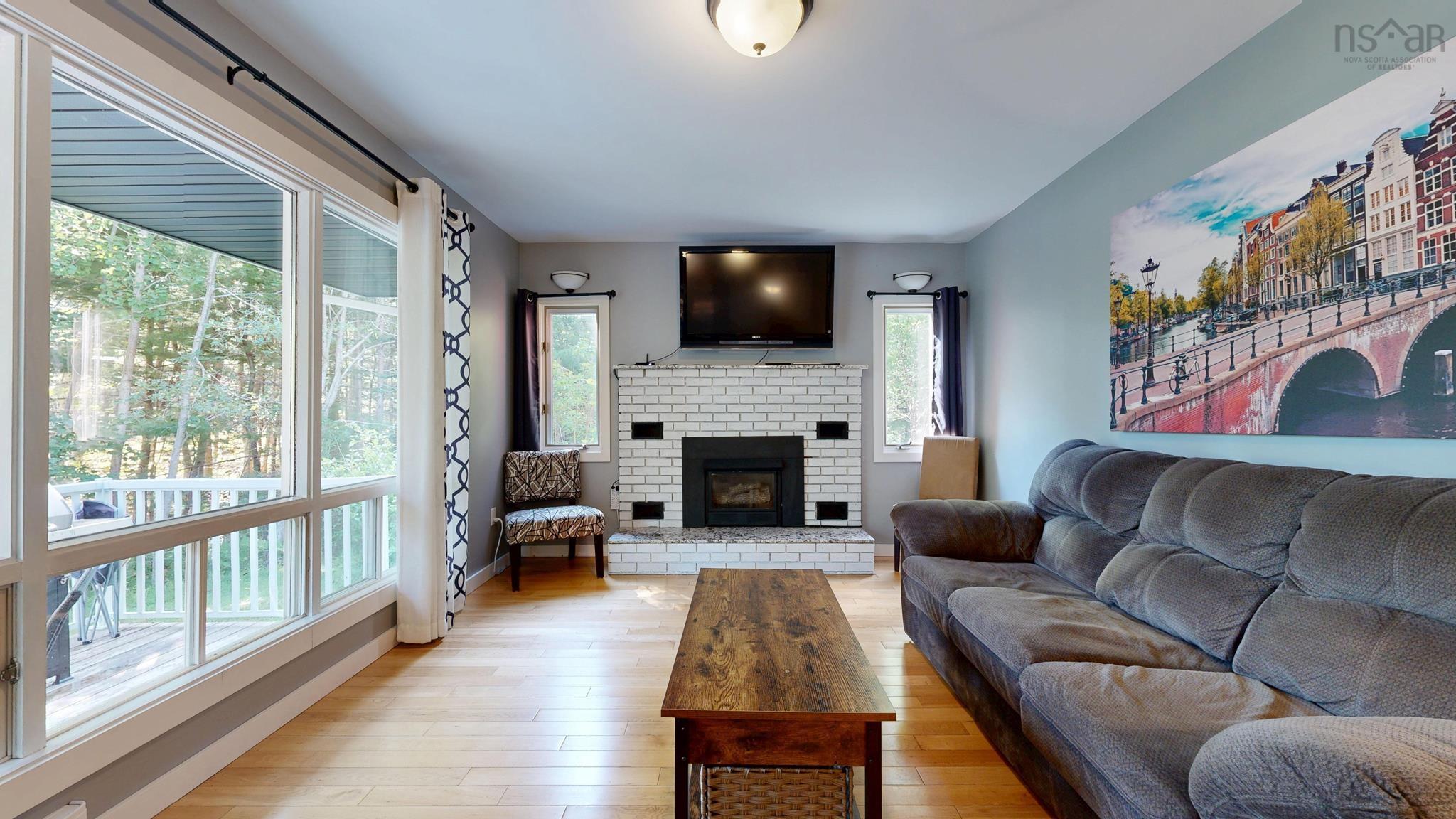 $1,599,000.00: 47 Riverview Drive, Lower Ohio