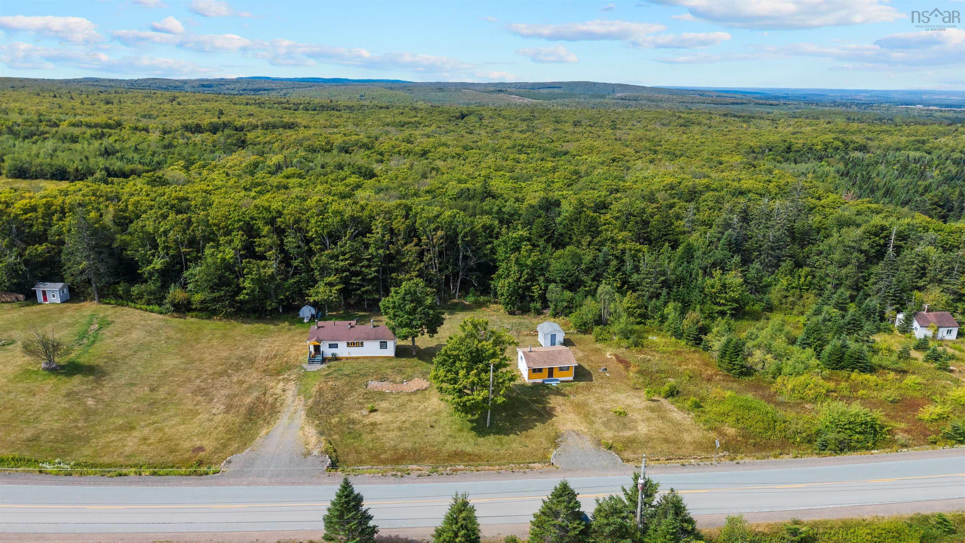 7 & 23 Lynn Road, East Mapleton, NS (MLS 202521417)