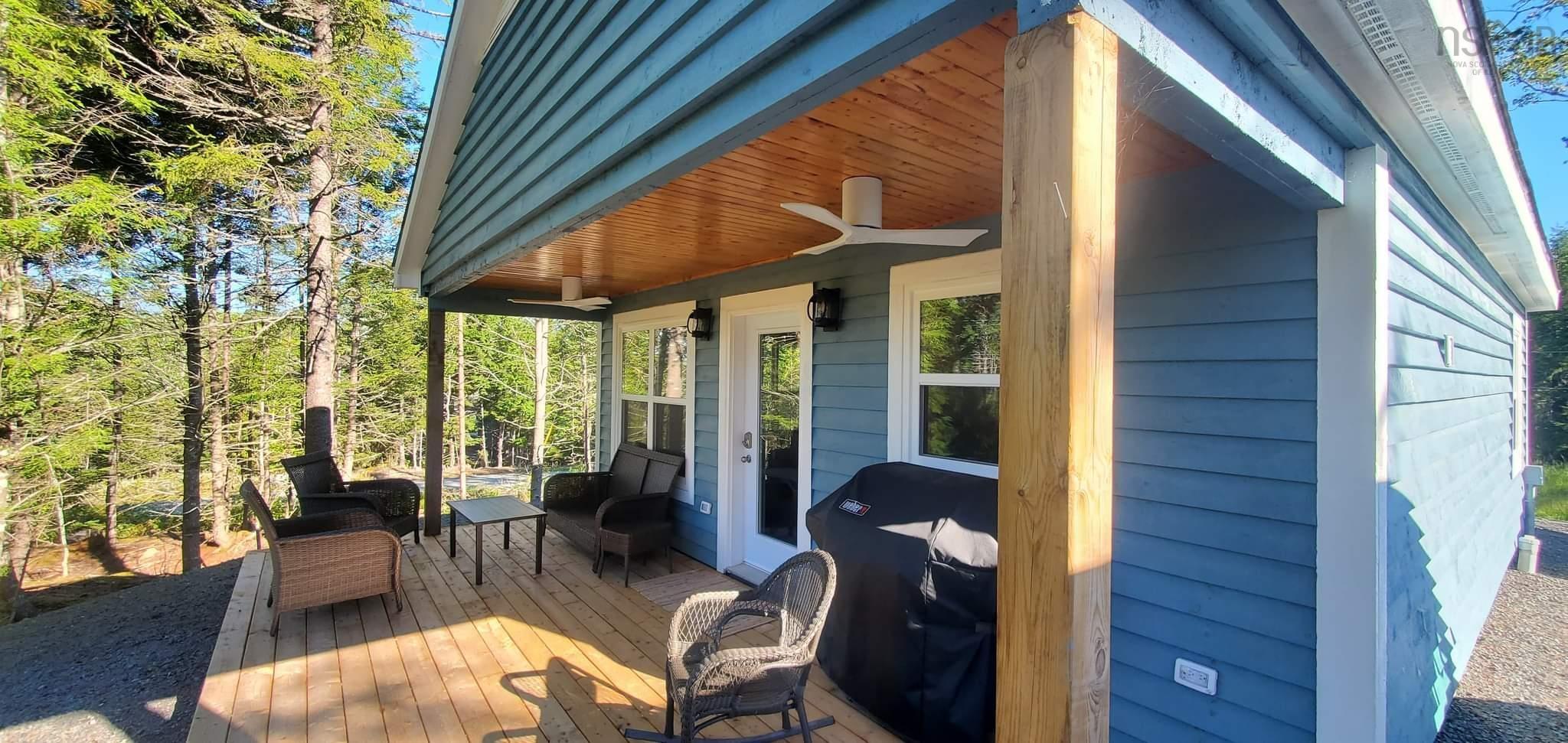 $344,900.00: 12 86 Sparrow Lane, Vaughan